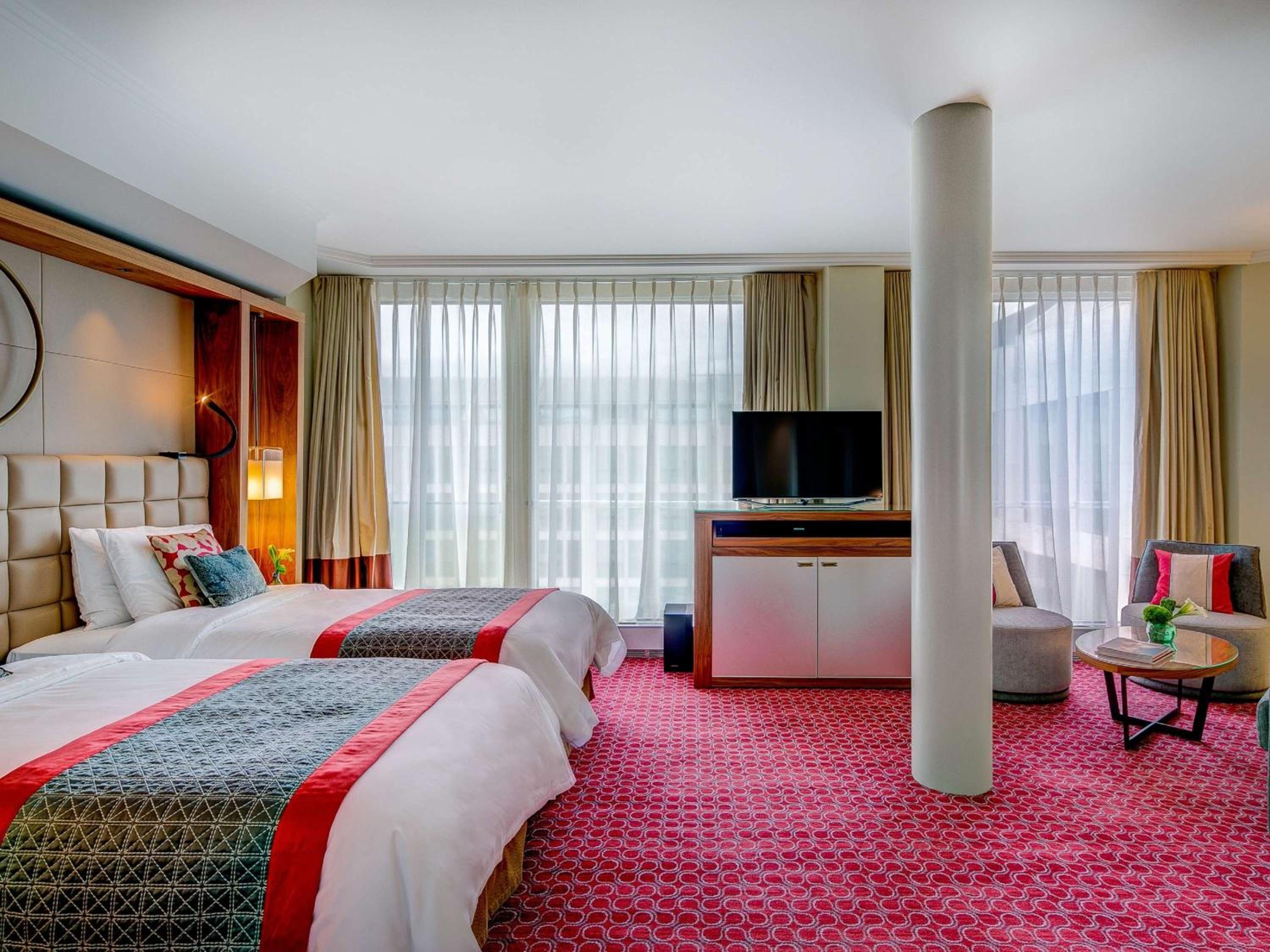 Geneva Vacations - Fairmont Grand Hotel Geneva - Property Image 2
