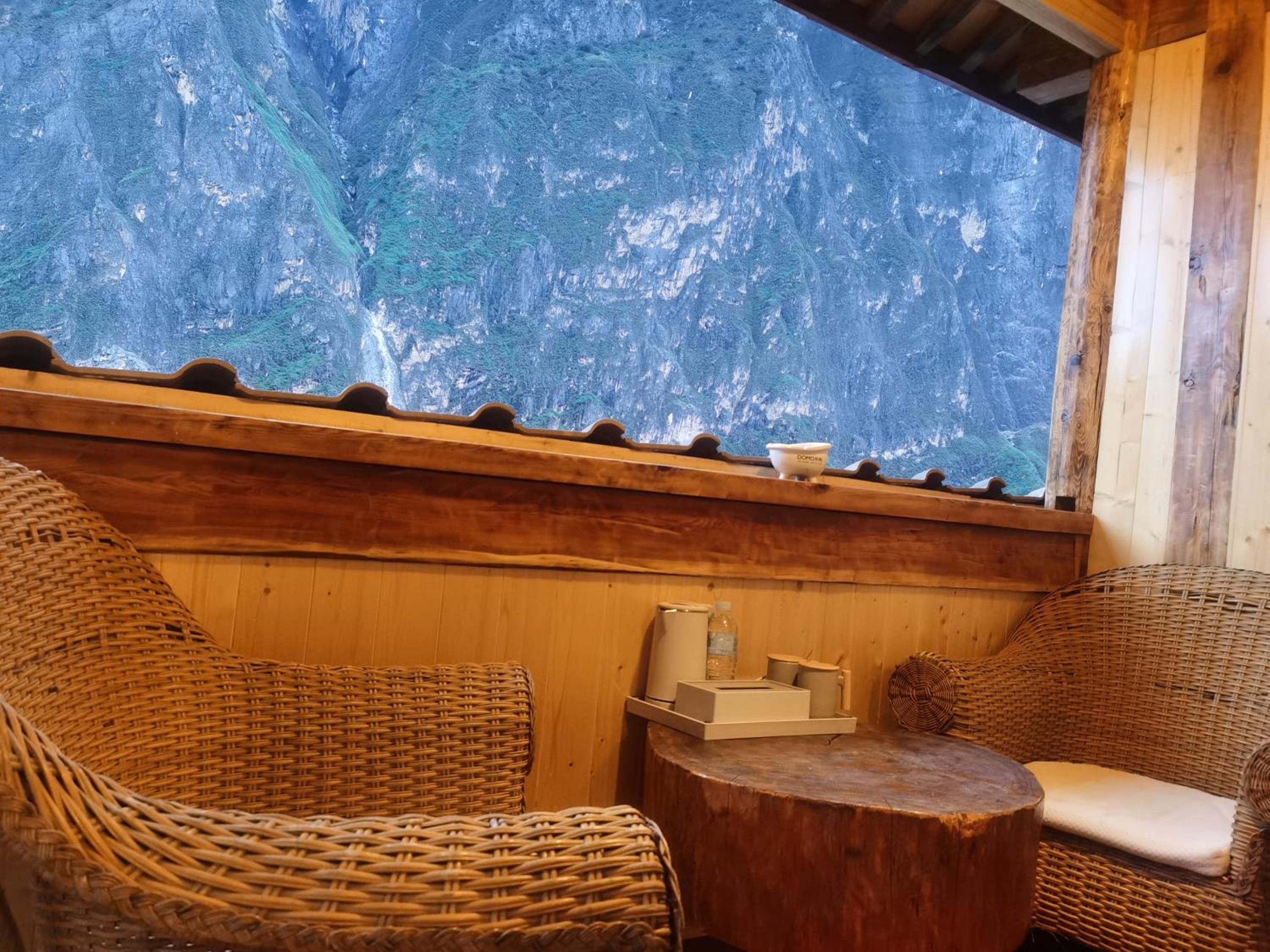 TIBET Guest house 虎跳峡卓玛客栈