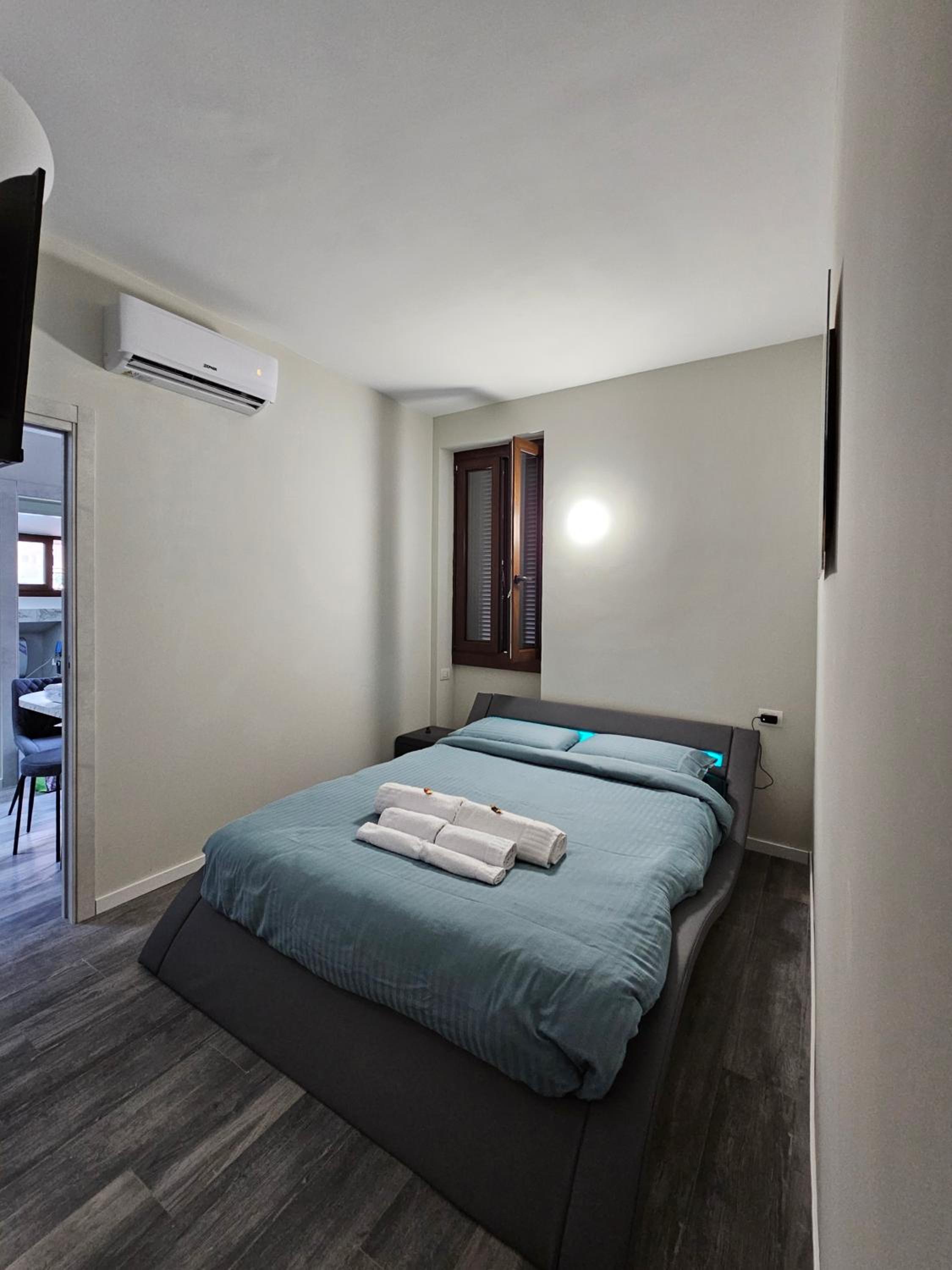 Canzo Centro view 3