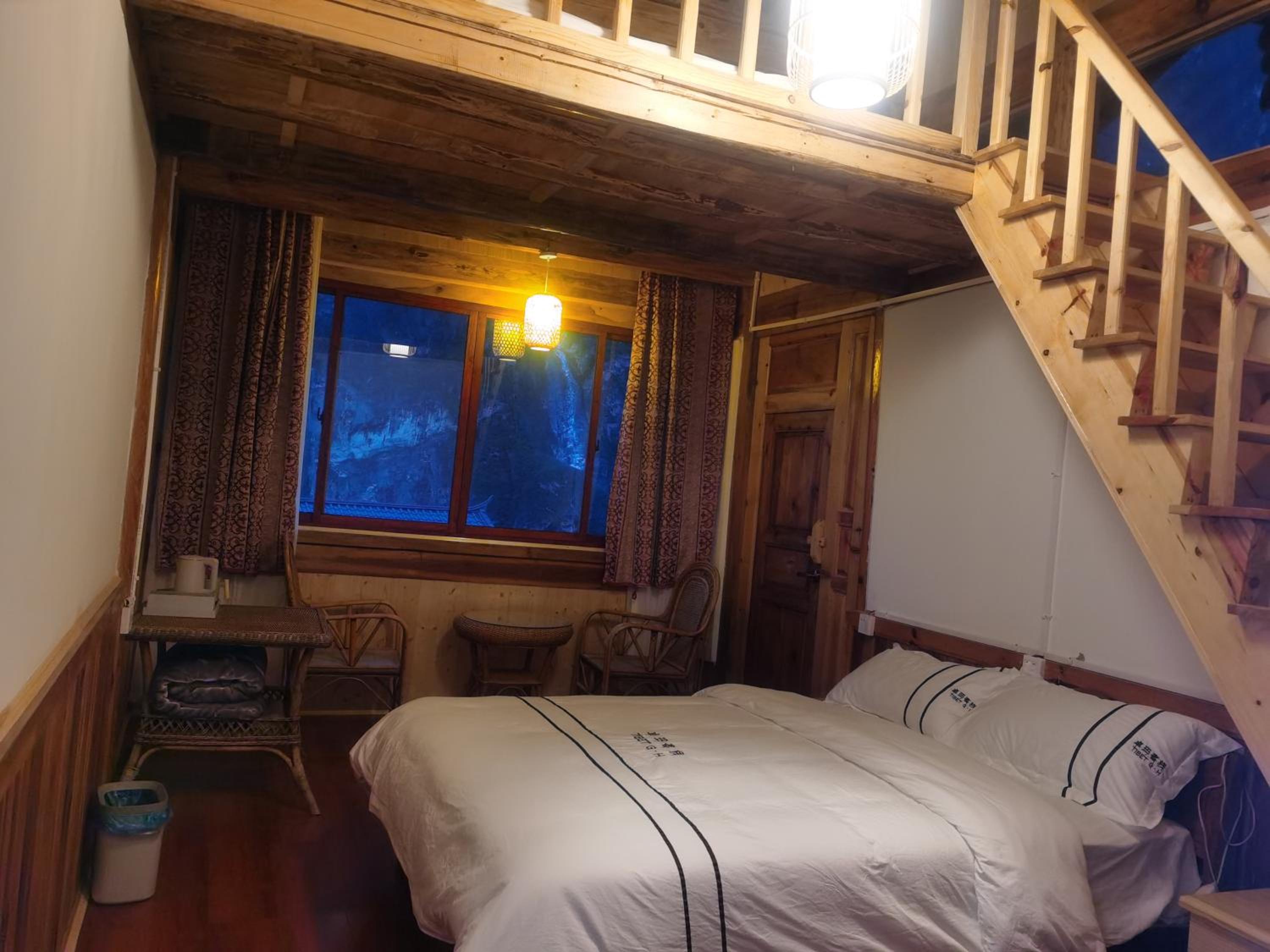 TIBET Guest house 虎跳峡卓玛客栈