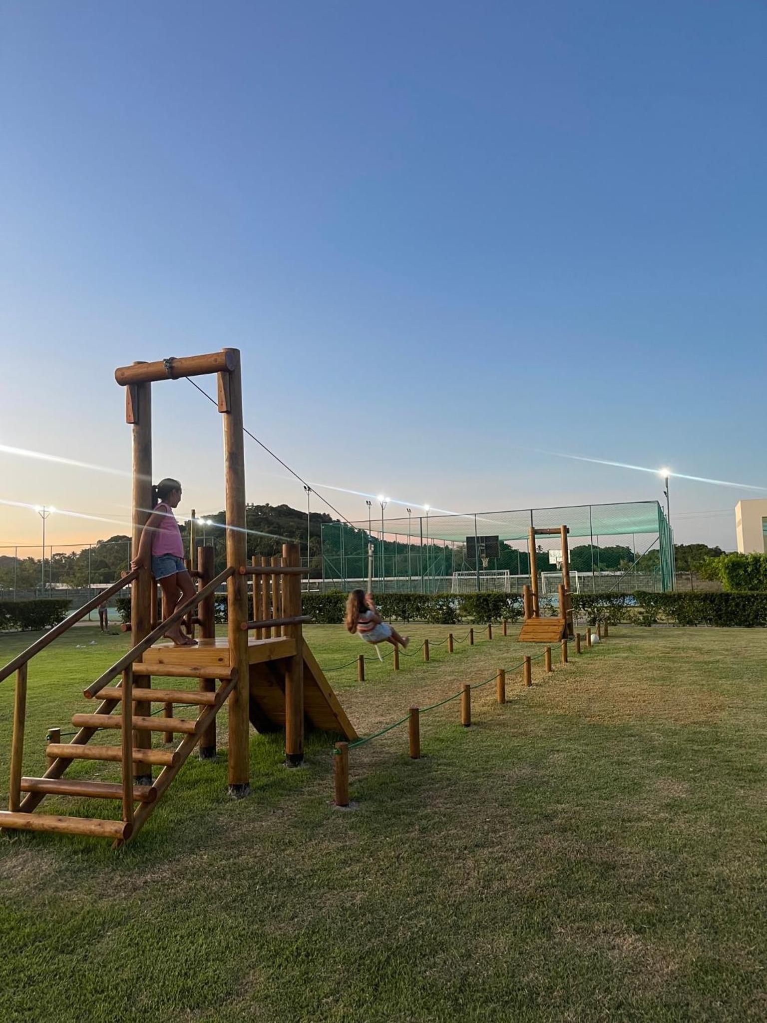 Flats de Luxo em Carneiros, a beira mar, pé na Areia | Carneiros Beach Resort
