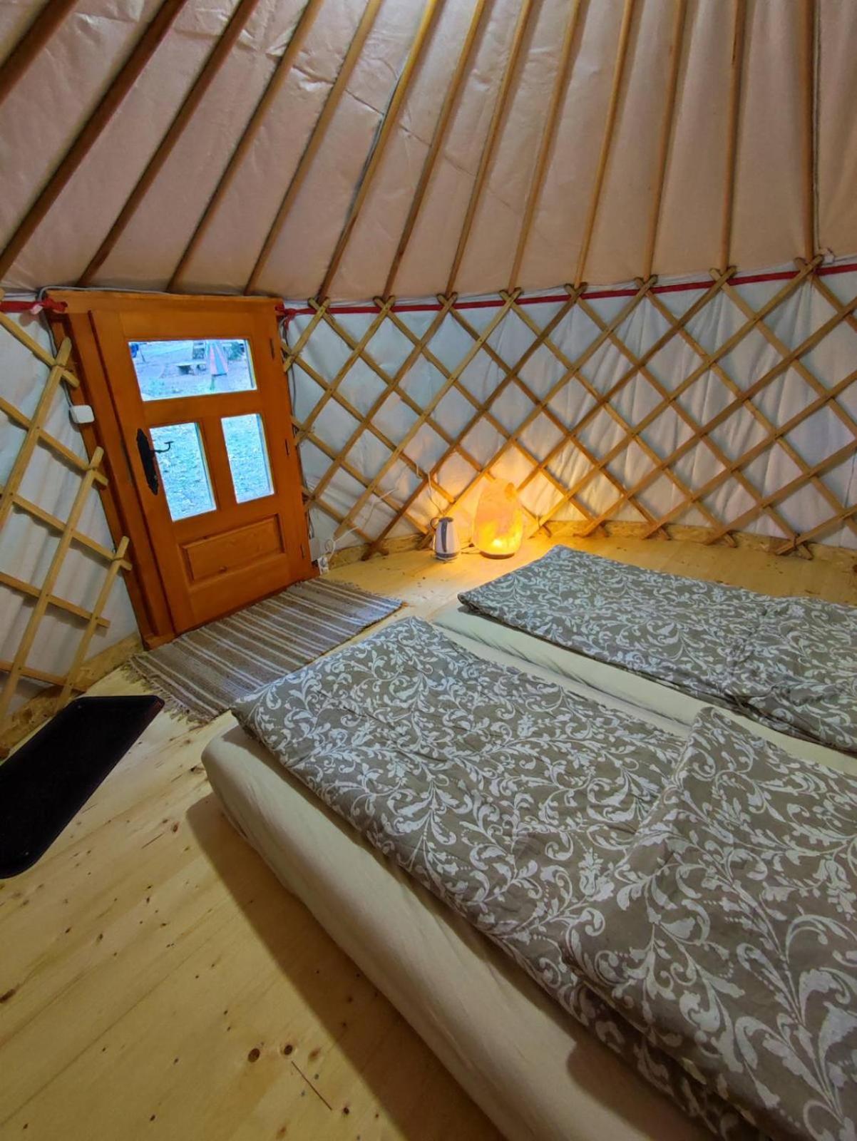 Kincs Apartman és Jurtaszállás view 3