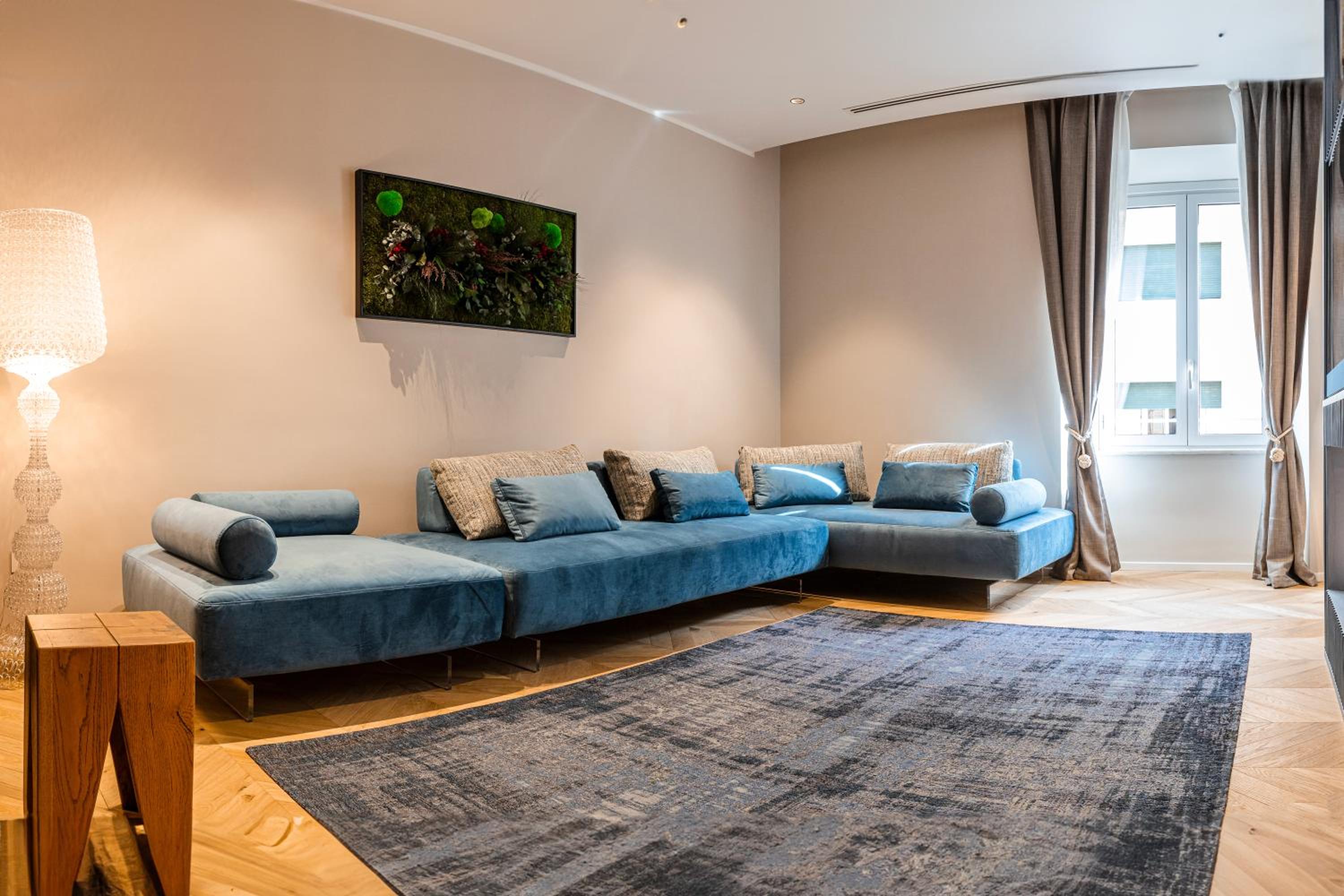 La Dolce Vita Luxury Apartment