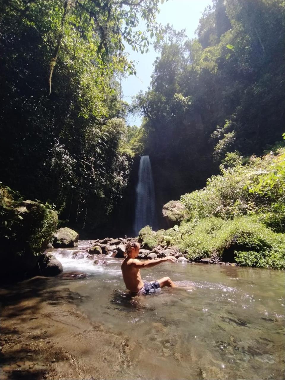 Raturinjani homestay