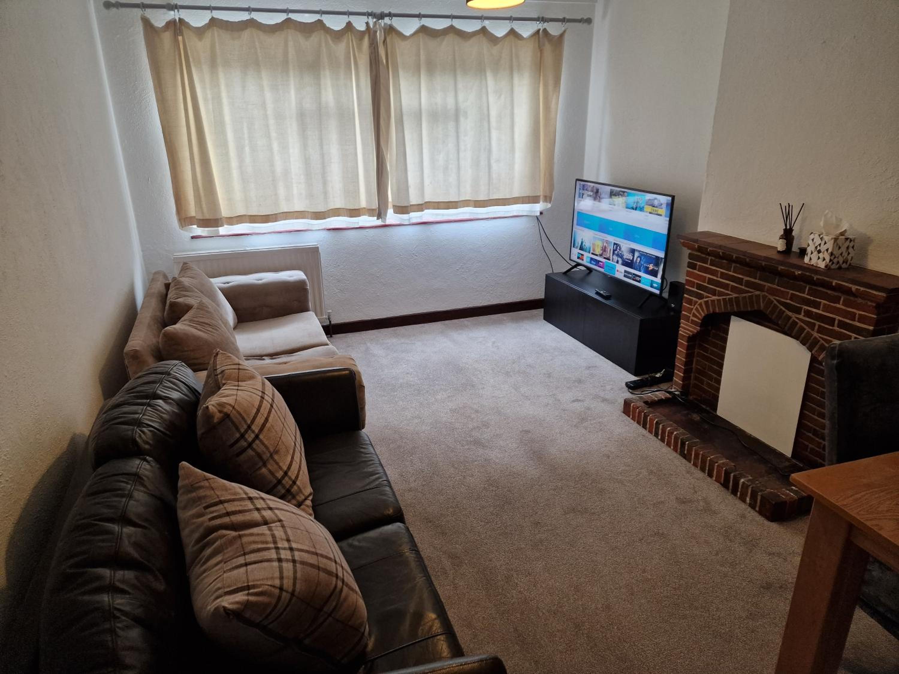 Guildford Vacations - Millmead Apartment in central Guildford with parking - Property Image 19