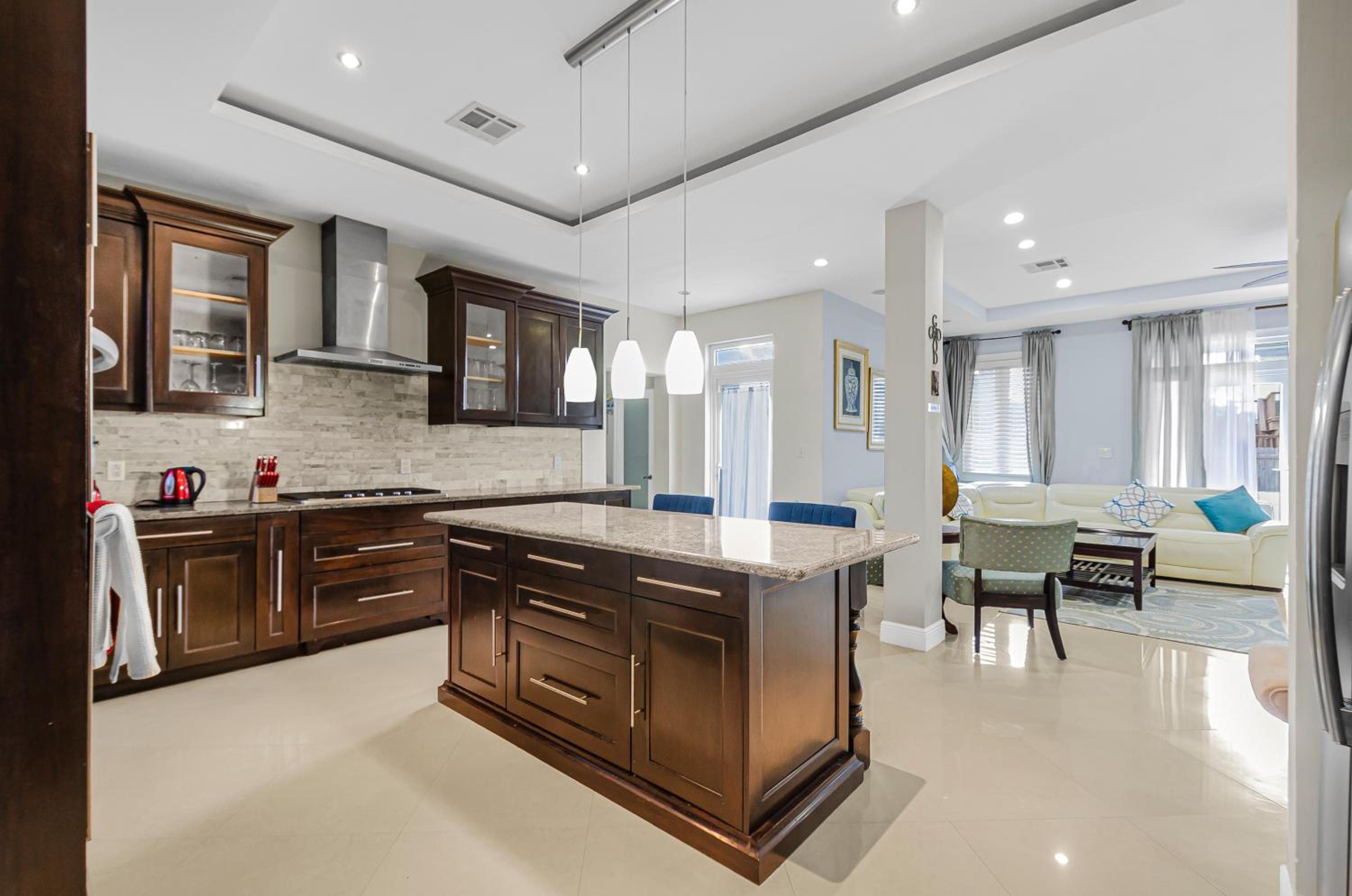 Blu Diamond Luxury Estate