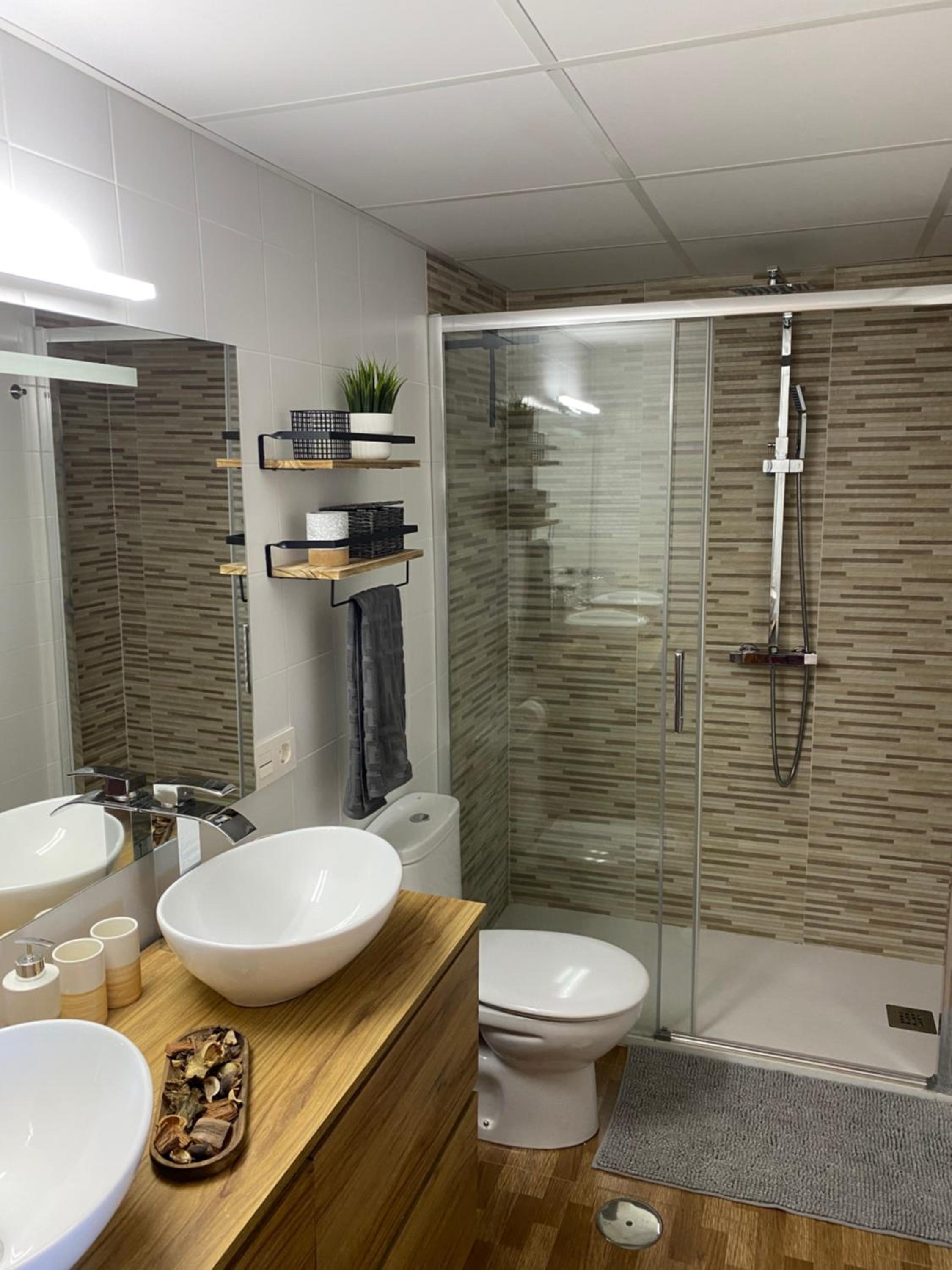 APARTMENT SAN BERNARDO Zona Alta with free garage parking and free WIFI