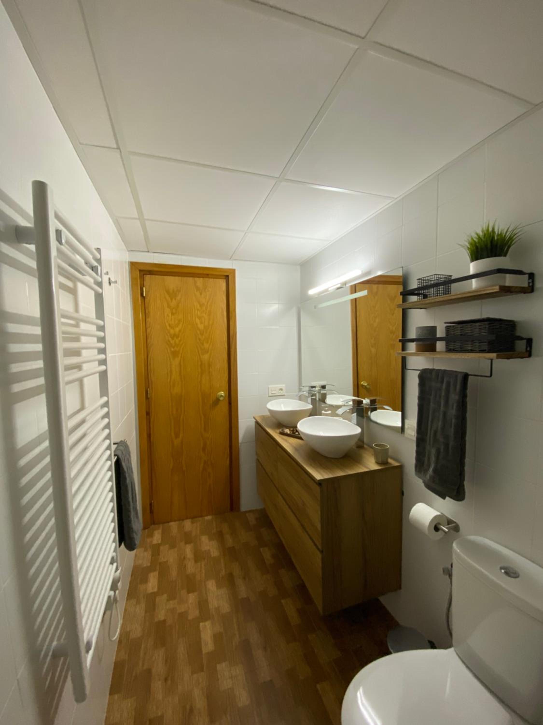 APARTMENT SAN BERNARDO Zona Alta with free garage parking and free WIFI
