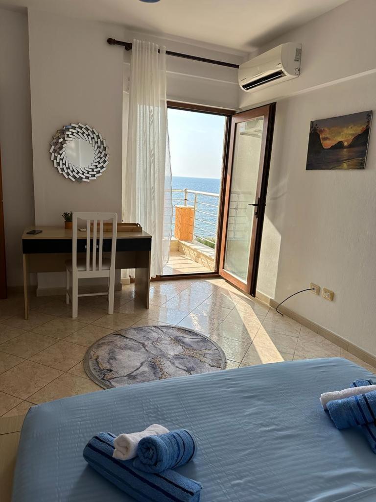 Amazing Paradise Sensation 2 Bedroom Luxury Apartment with a Jacuzzi