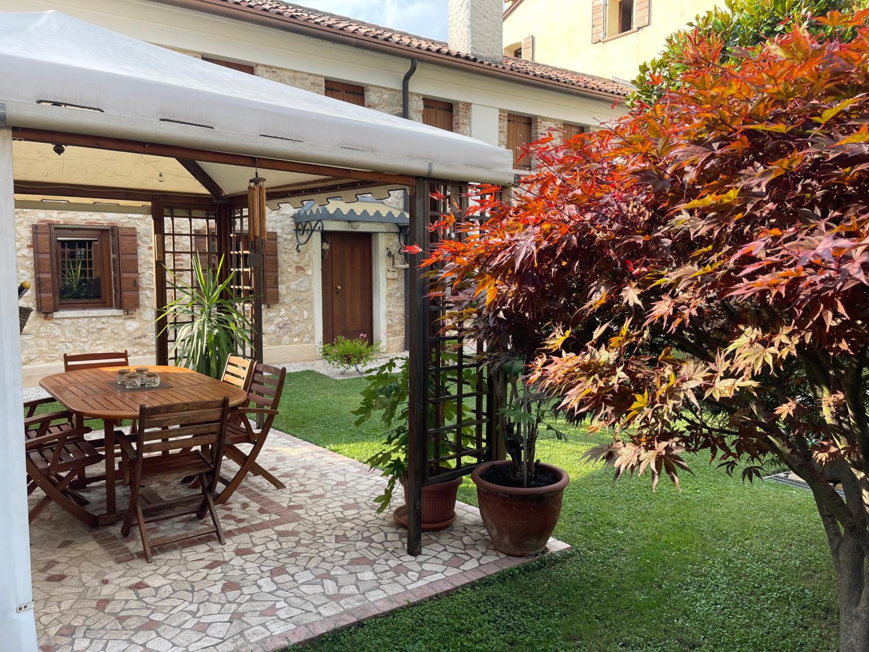 Mida & Lino' s House casa rustica view 4