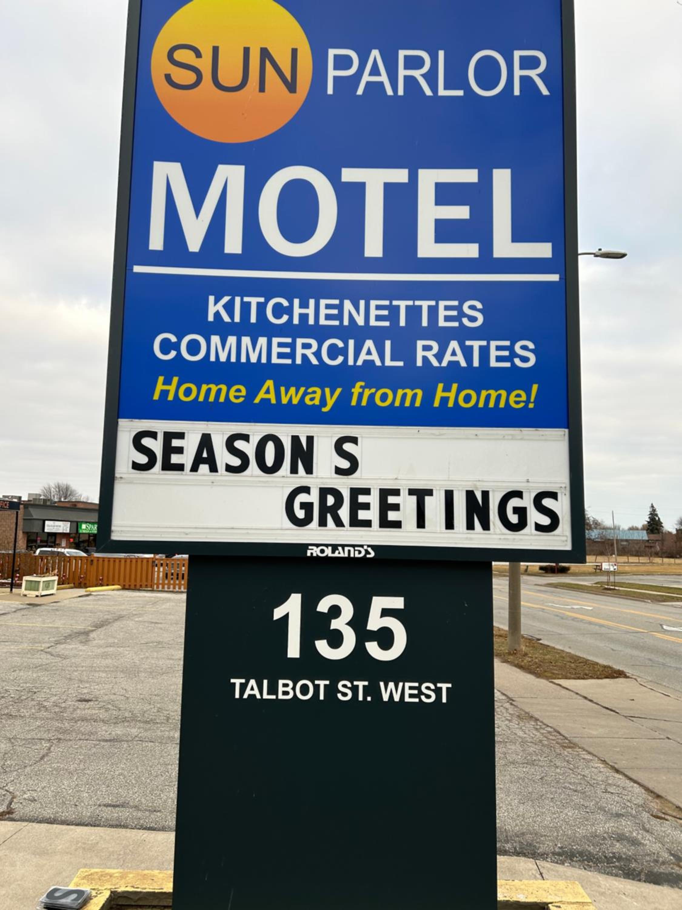 Sunparlor Motel