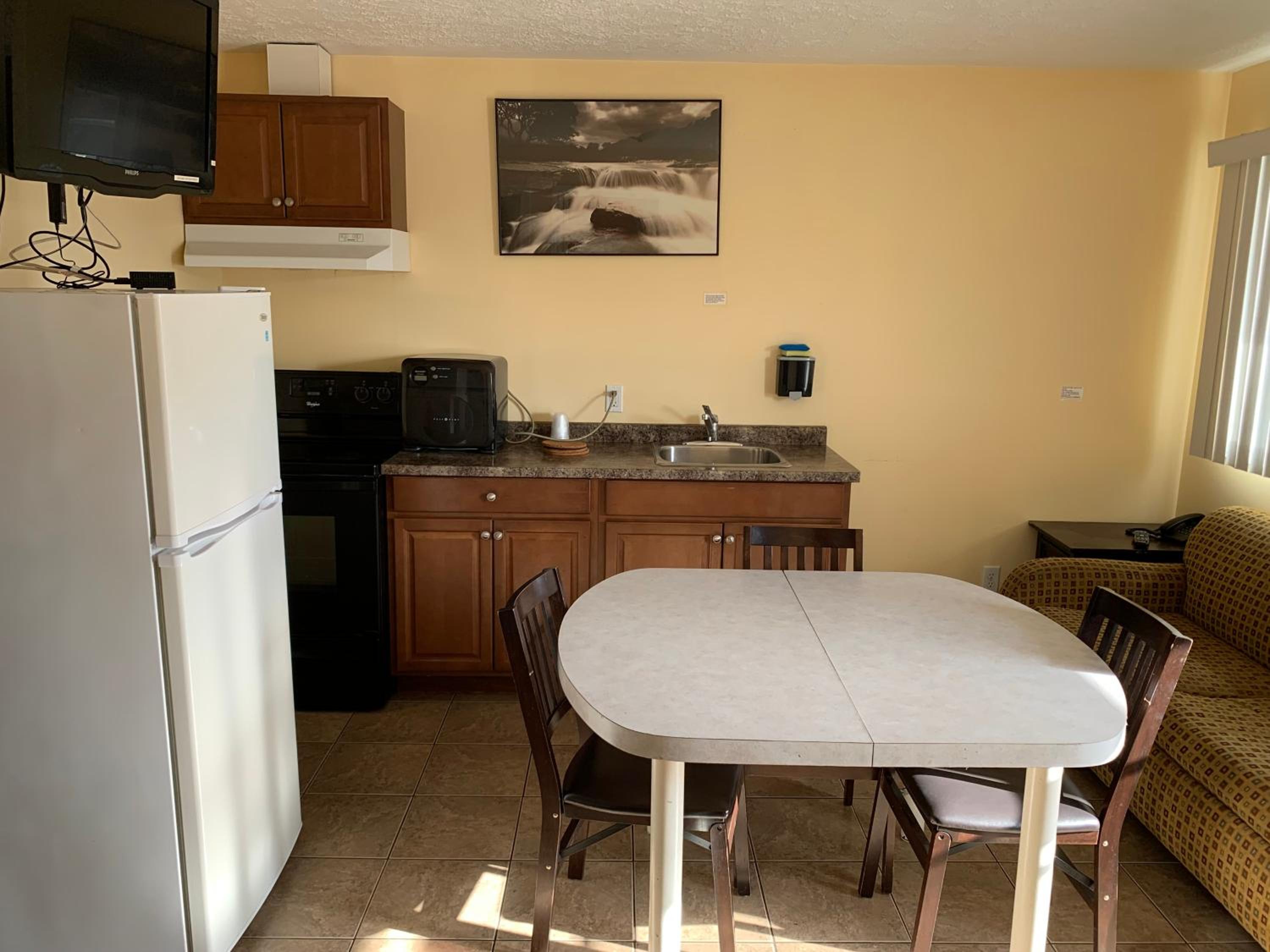 Sunparlor Motel