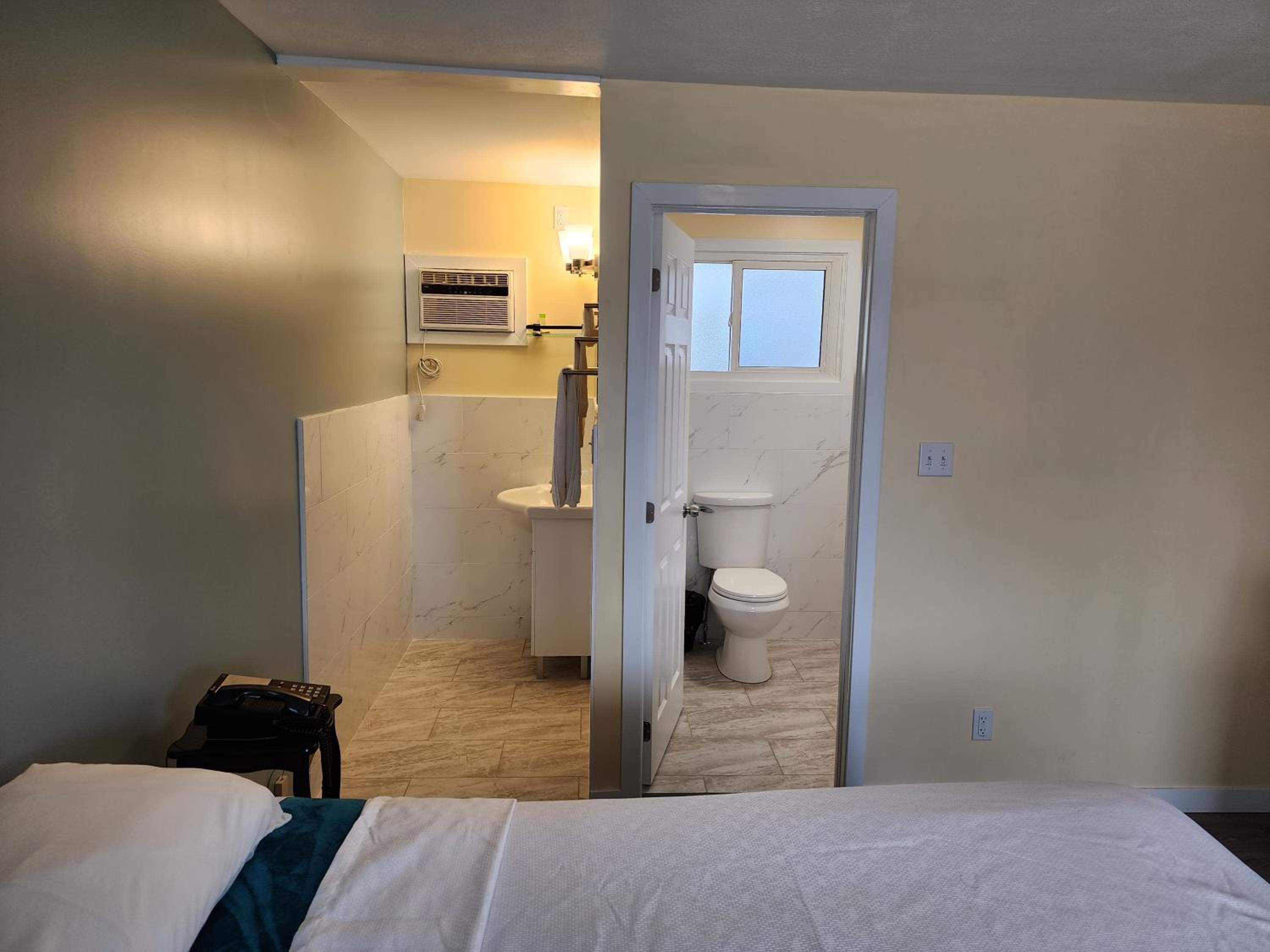 Sunparlor Motel