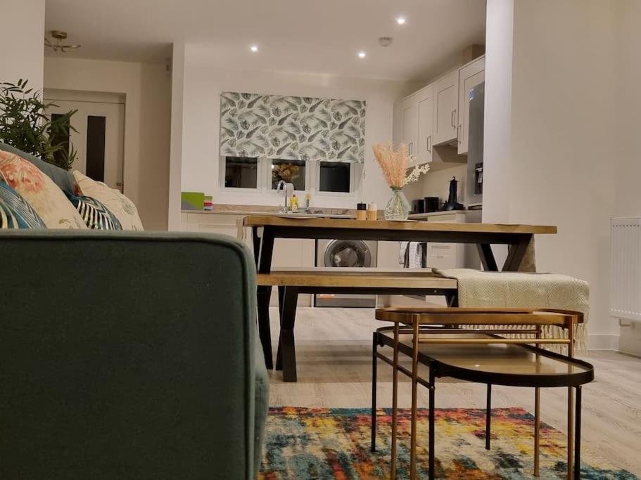 Modern 2bedroom House in Ipswich Suffolk view 4