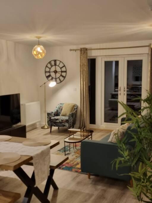 Modern 2bedroom House in Ipswich Suffolk view 2