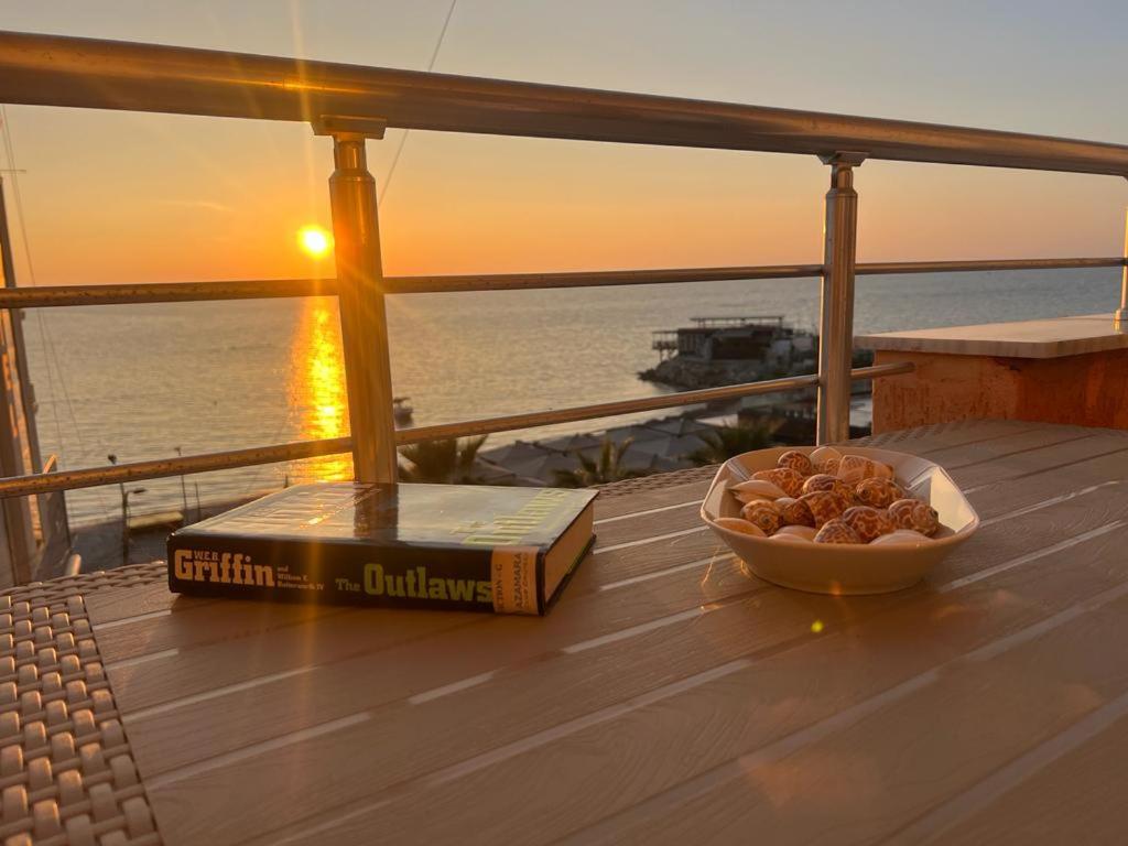 Amazing Paradise Sensation 2 Bedroom Luxury Apartment with a Jacuzzi