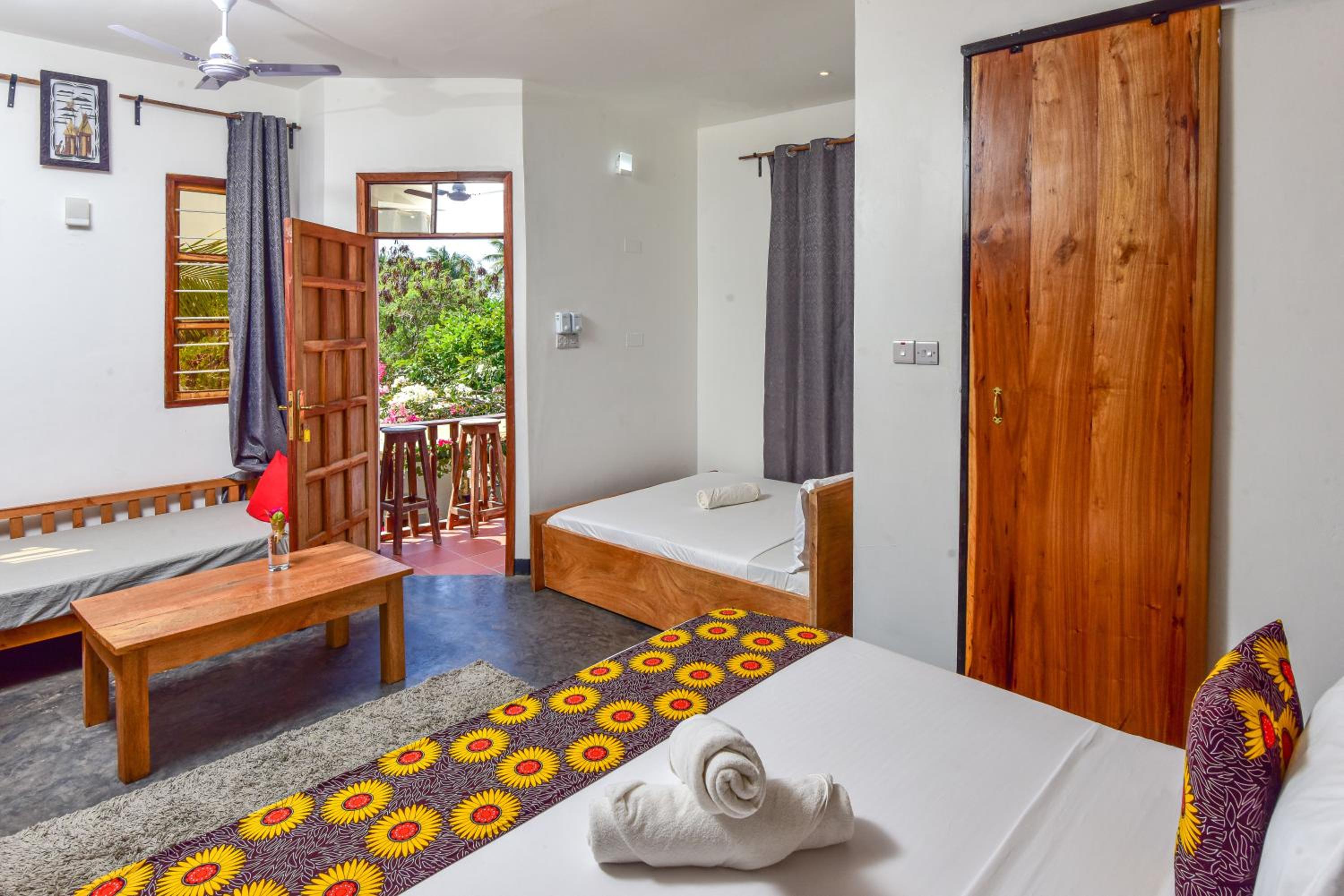 Barabara House view 4