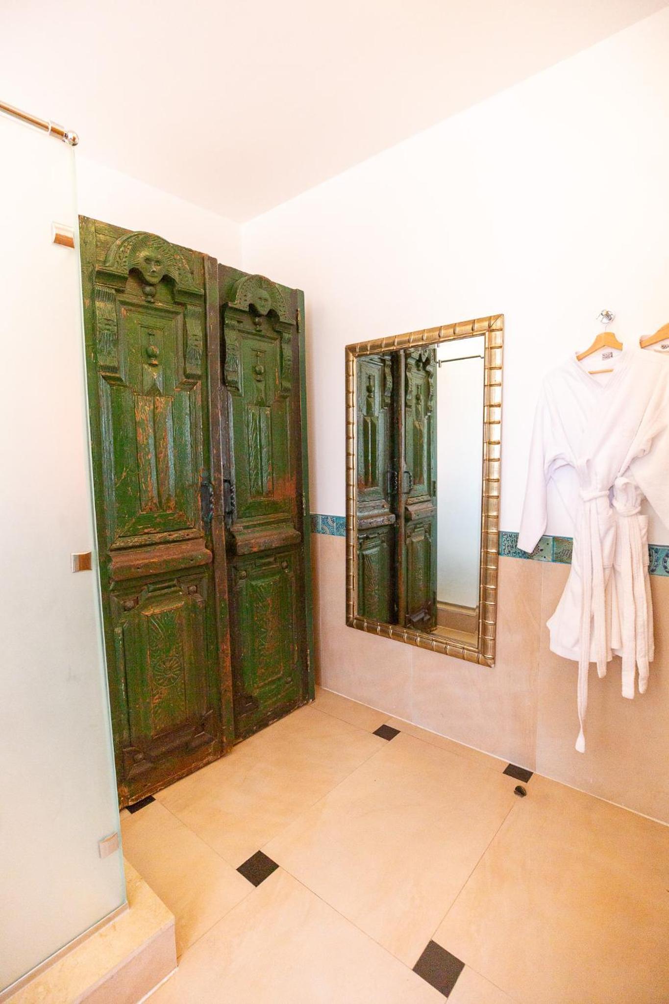 Lazib Inn Resort & Spa
