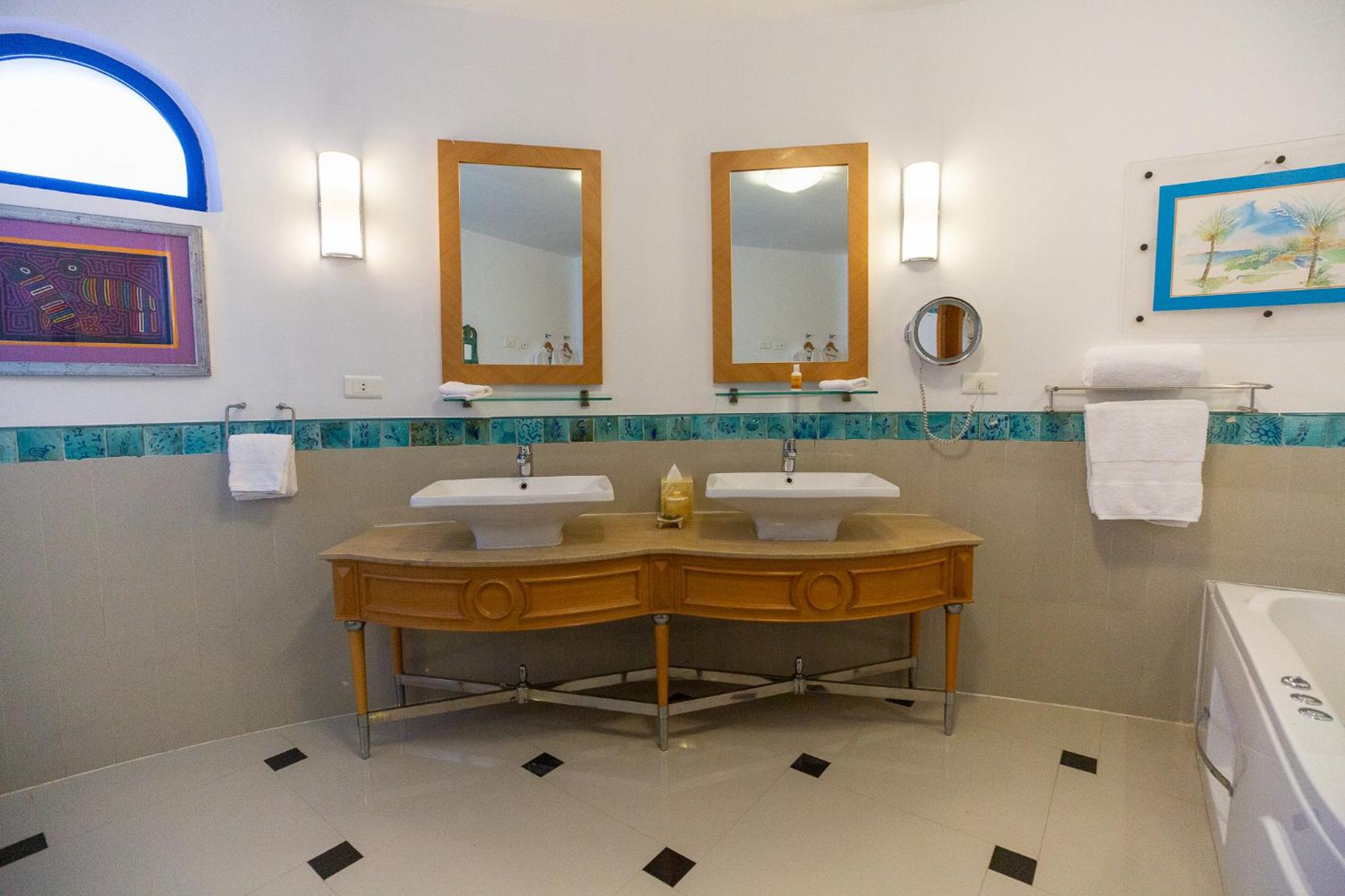 Lazib Inn Resort & Spa