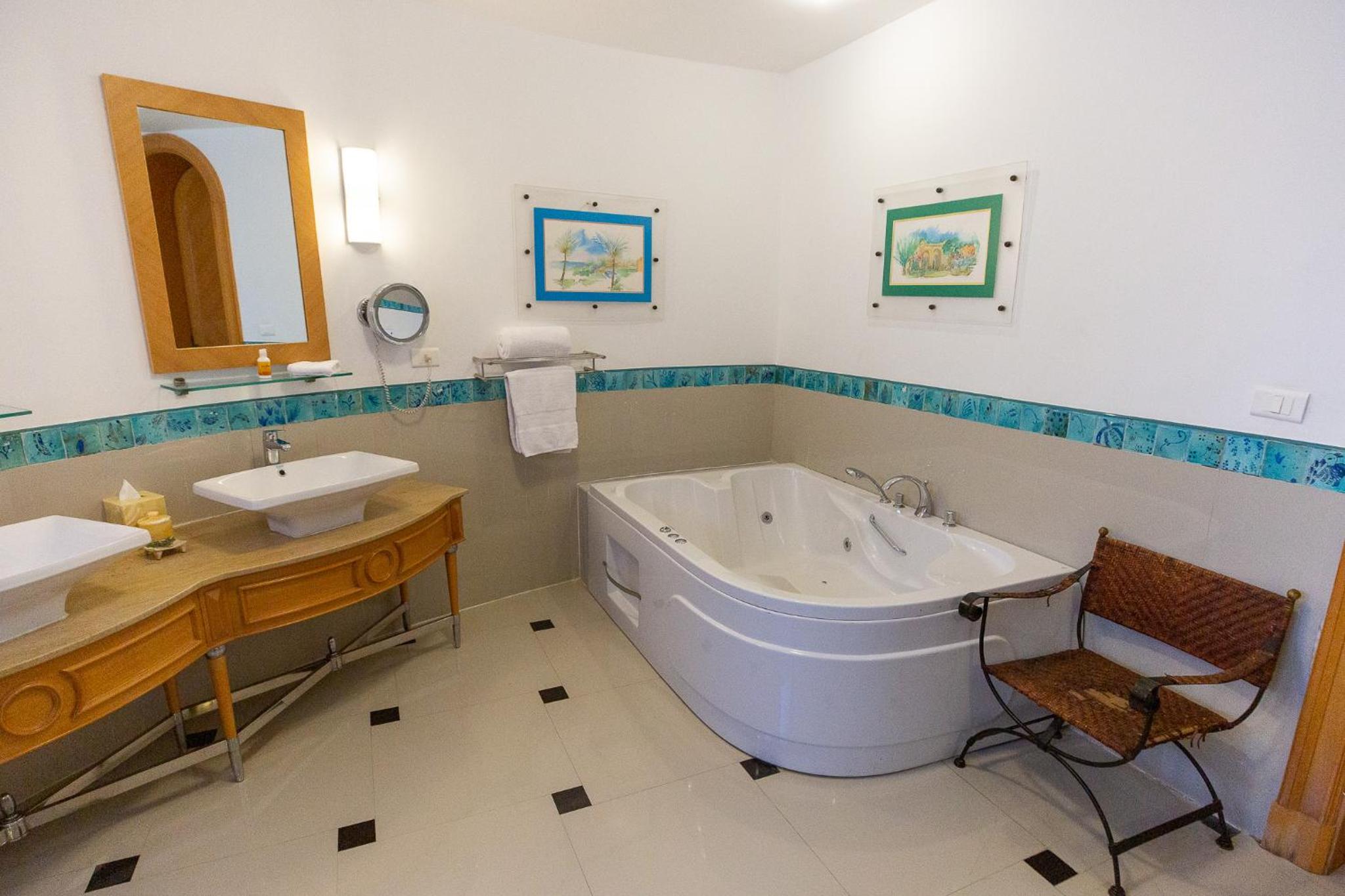 Lazib Inn Resort & Spa