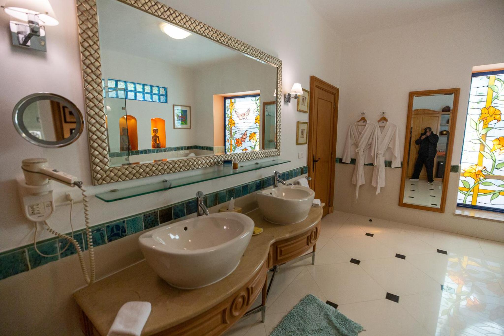 Lazib Inn Resort & Spa