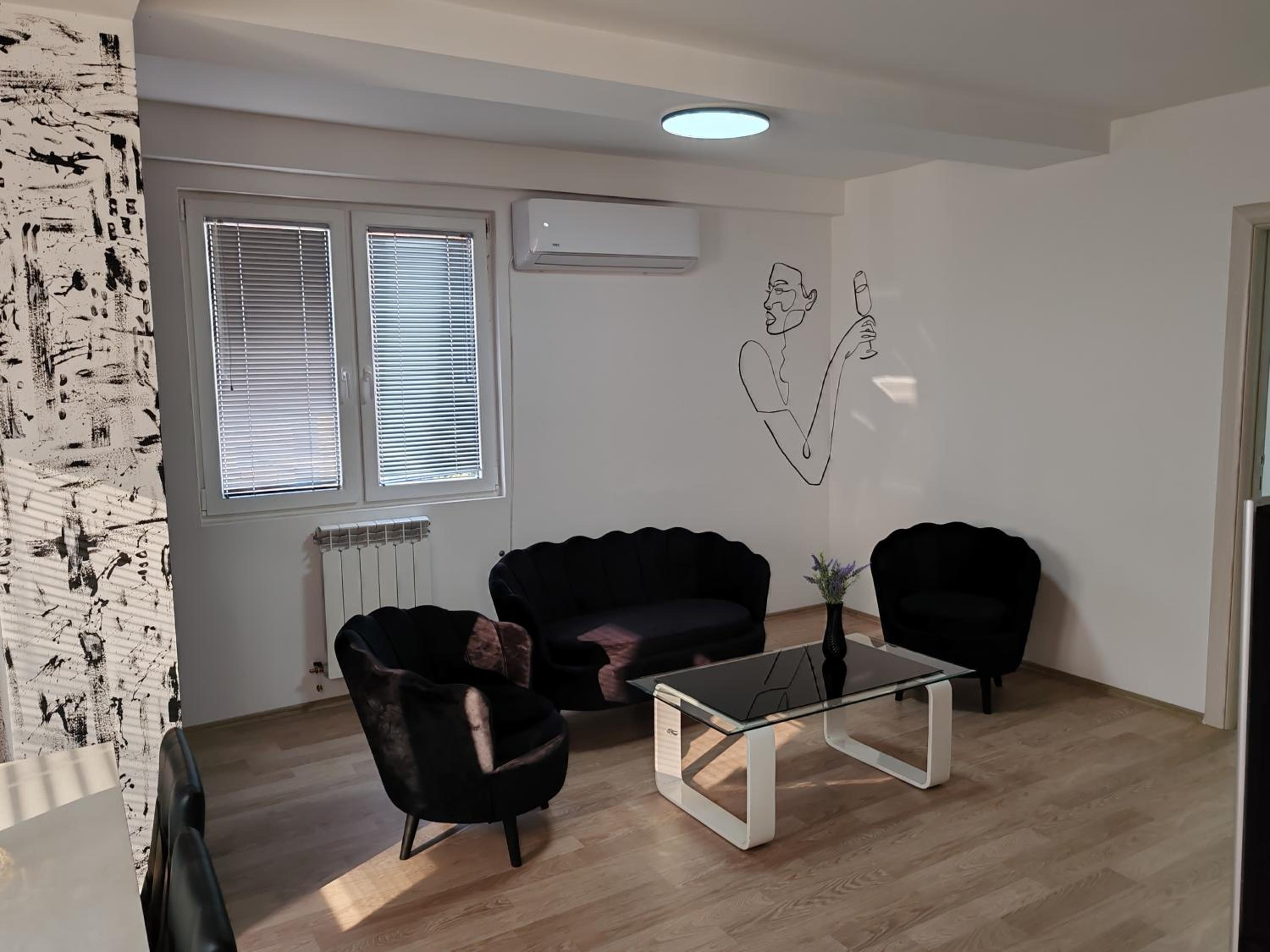 Central Modern Flat M&M Apartments view 4