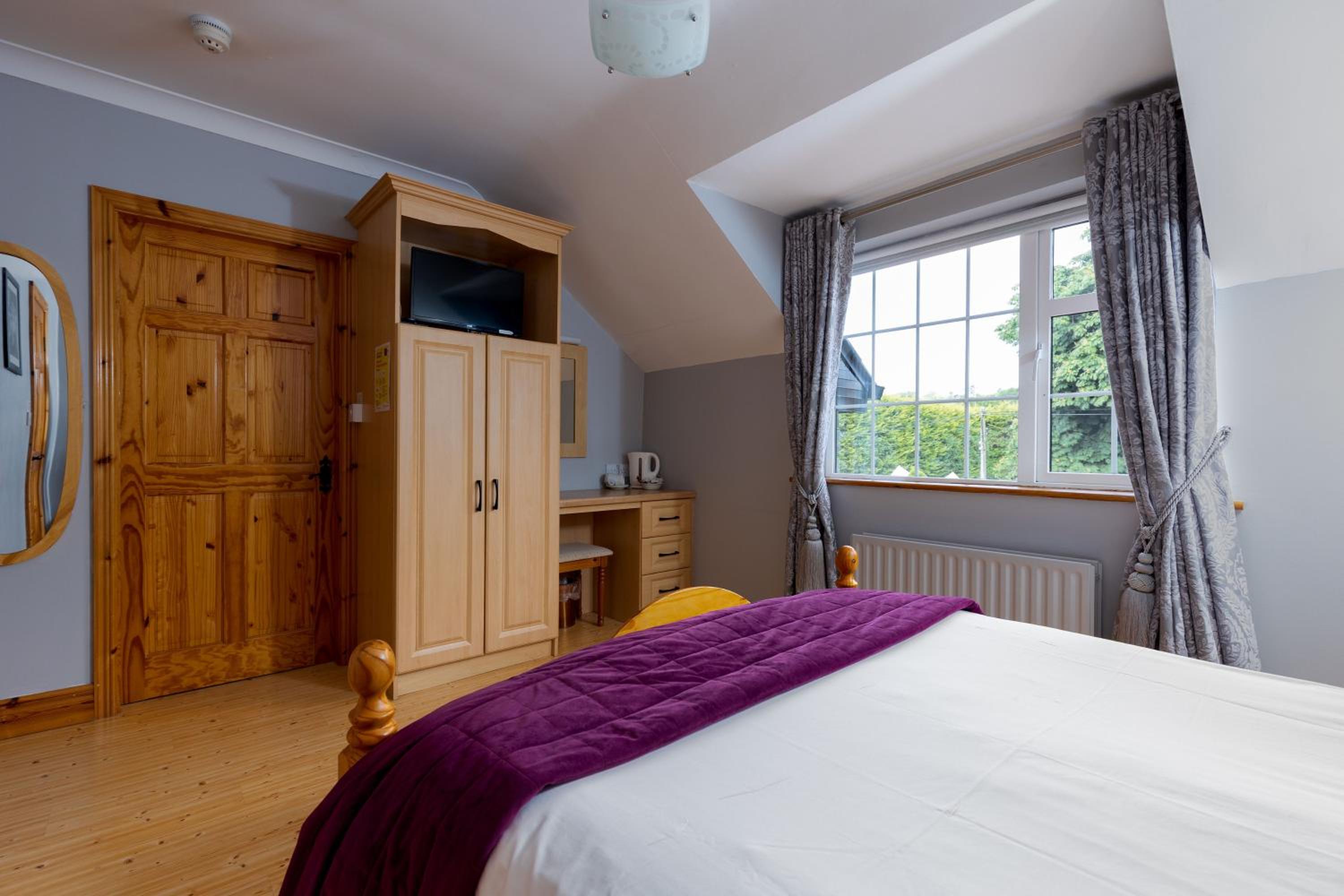 Michaeleen's Manor B&B