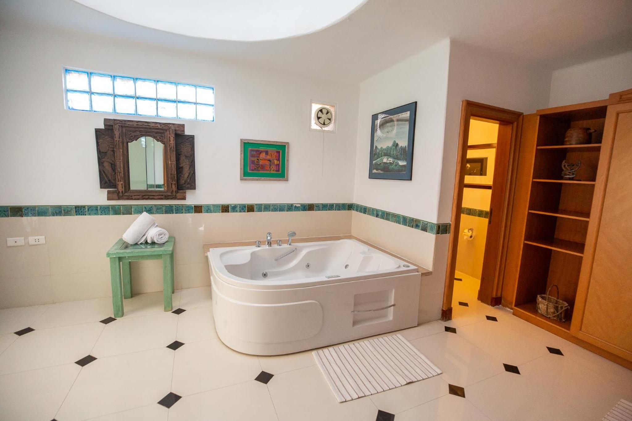 Lazib Inn Resort & Spa