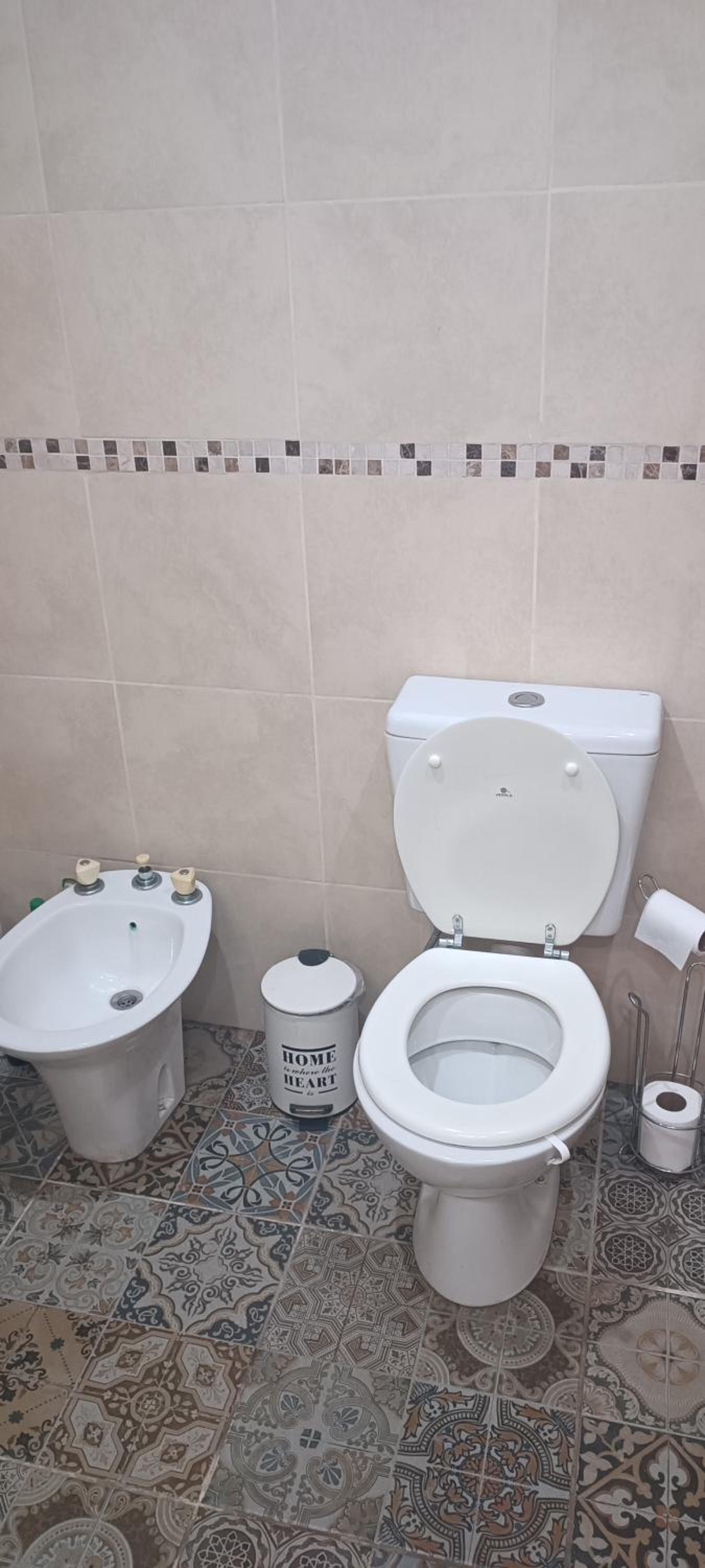 Casa Olivia- Alojamiento con piscina - Aeropuerto Ezeiza