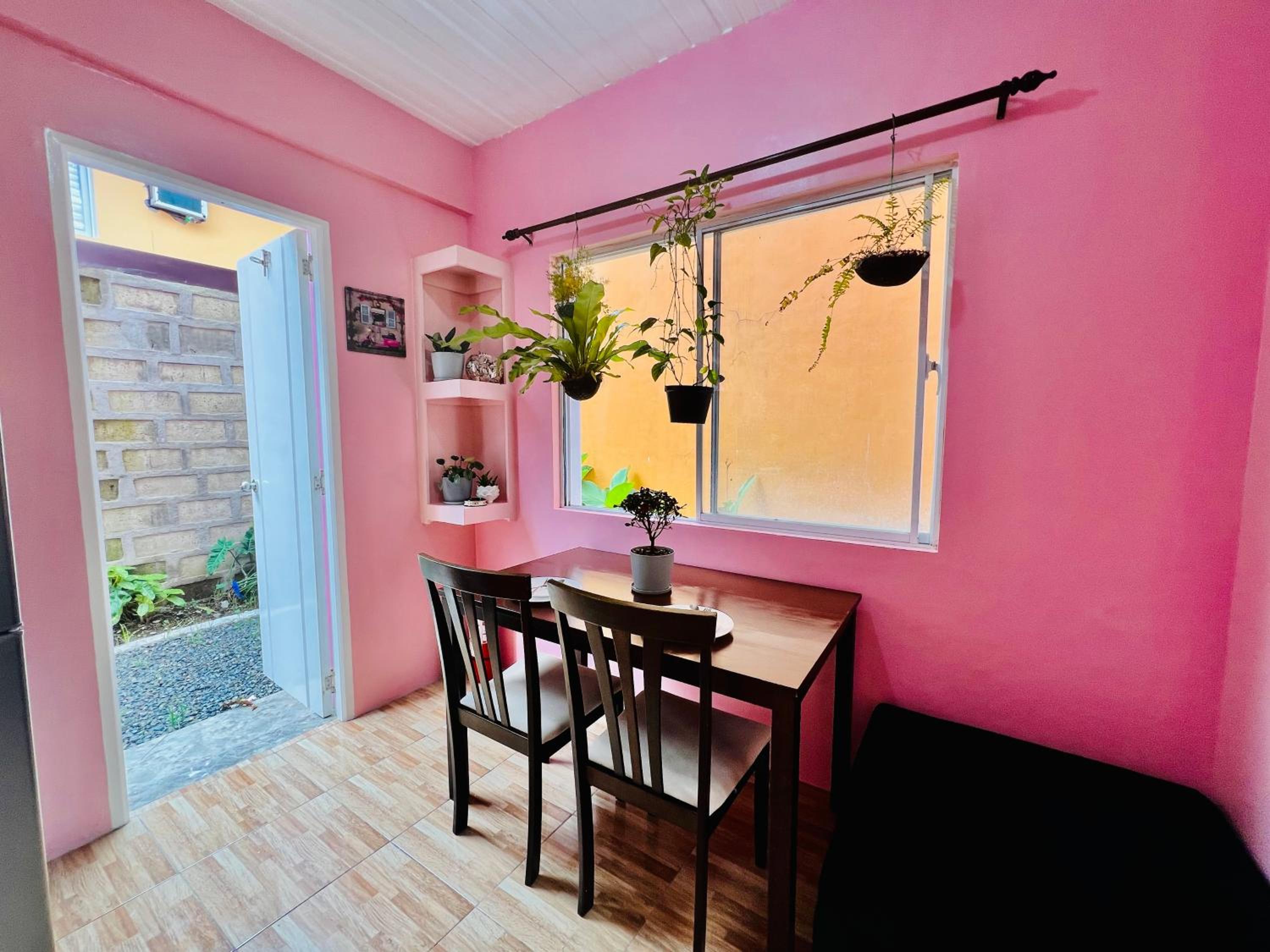 Cara Transient house