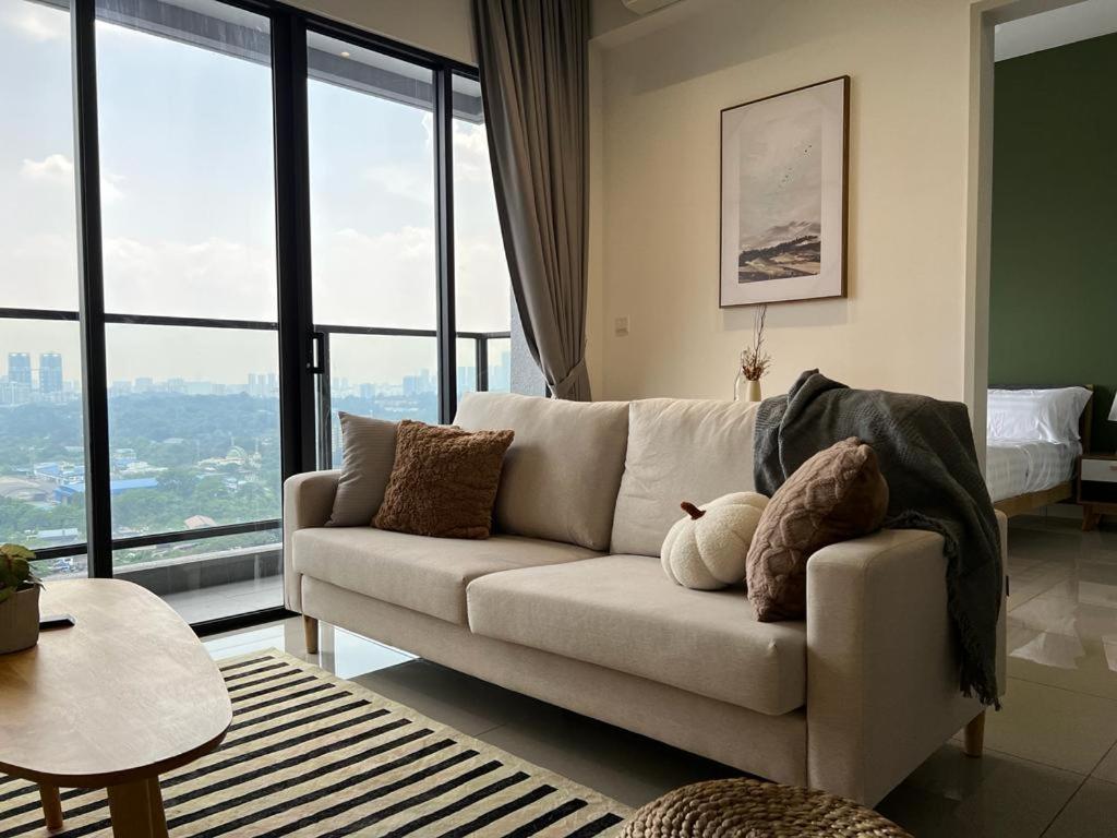 KLCity & KLCC View Modern Style 2R2B - 6 pax