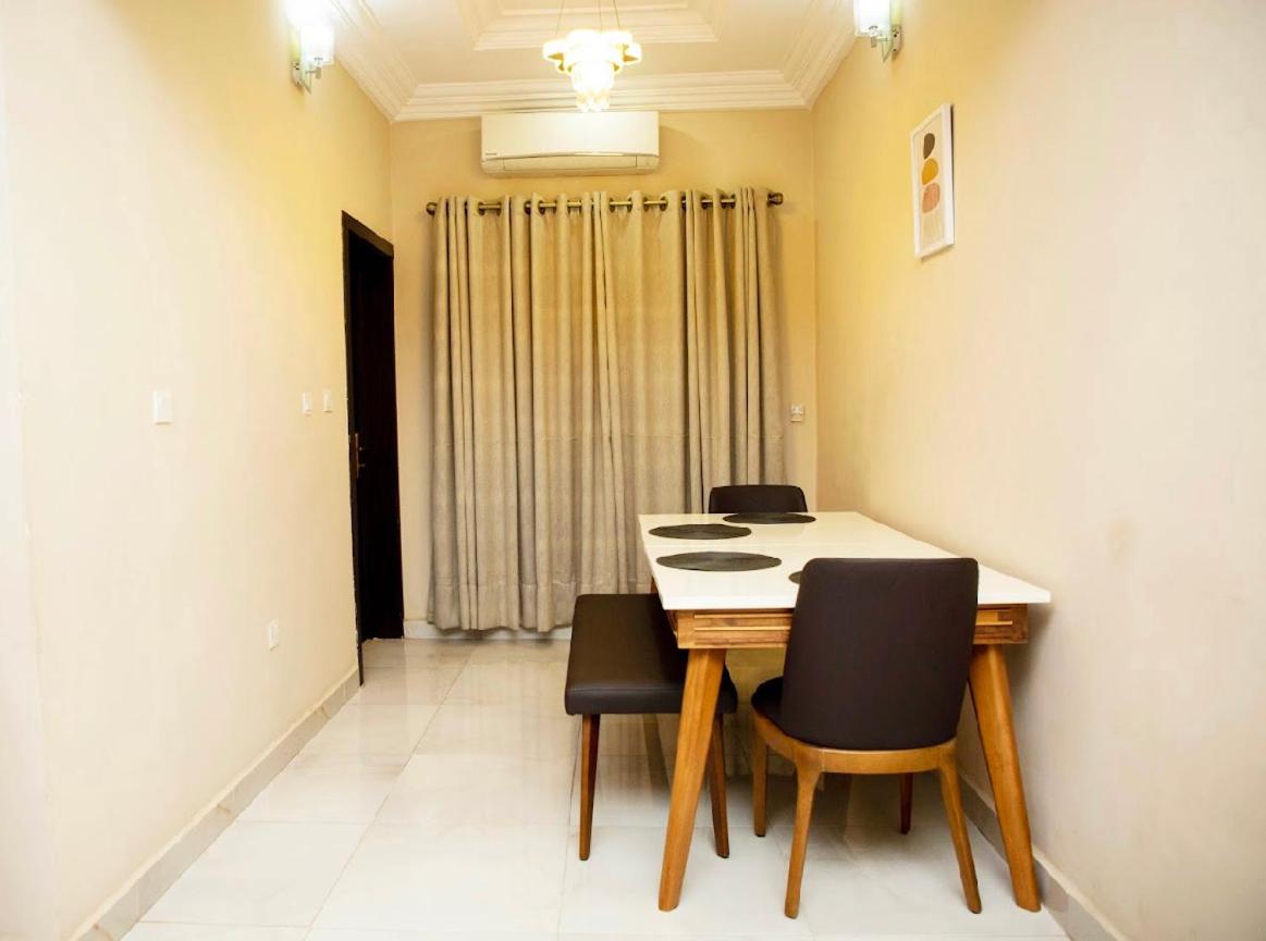 Duke Diamonds Apartments view 2