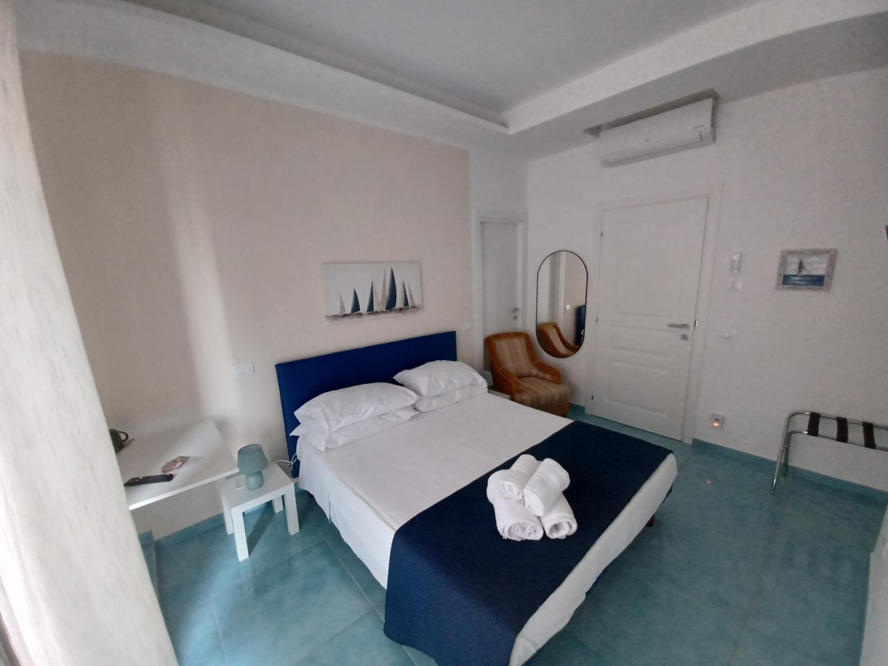due stanzulelle sul mare B&B view 5