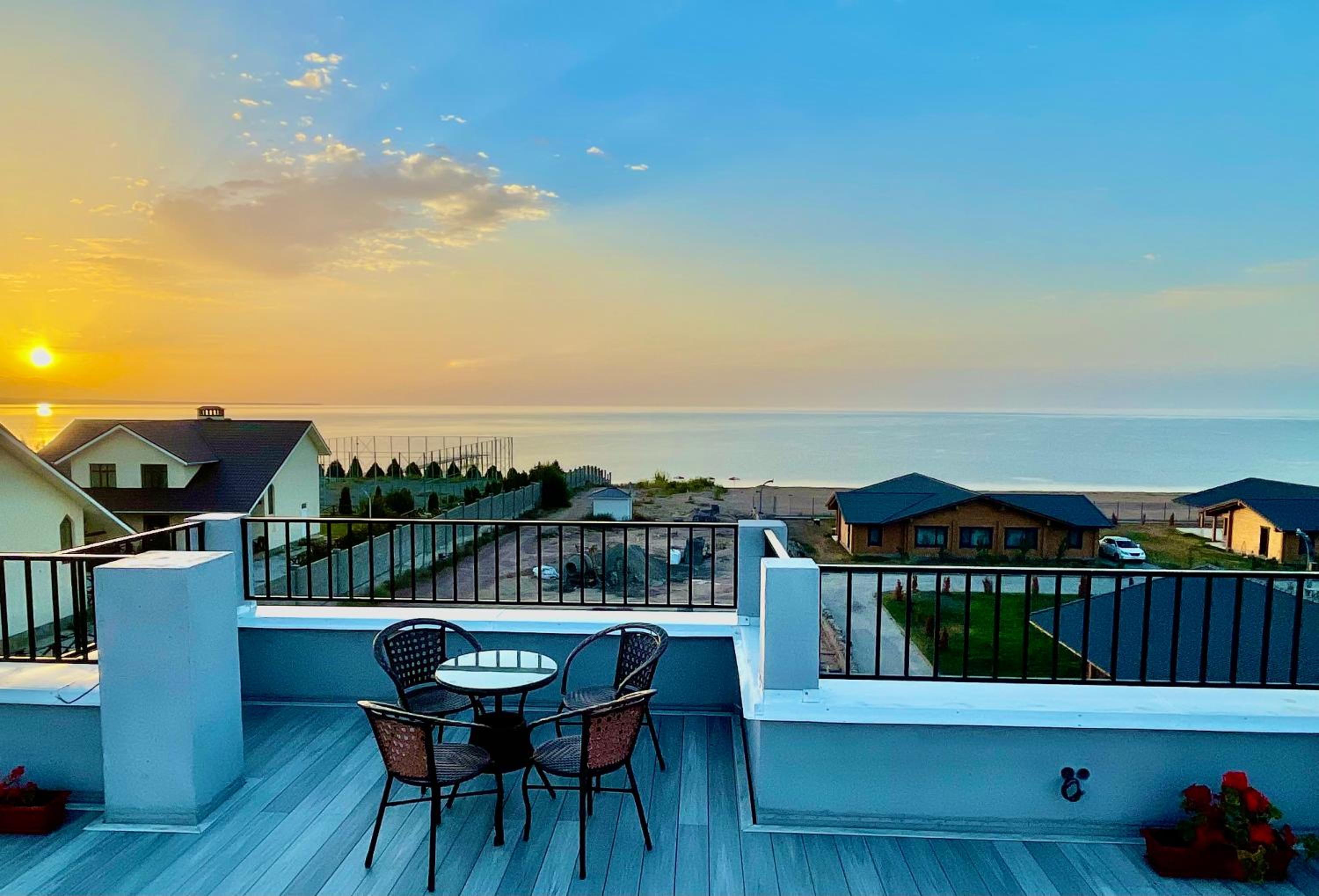 Alma Villa Guest House - Bosteri view 3