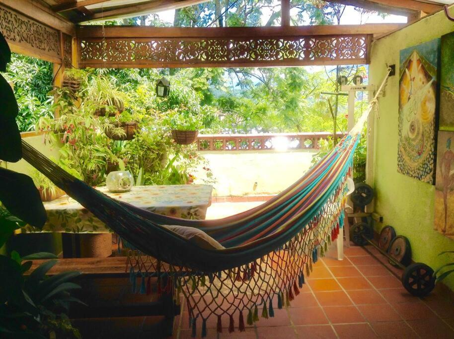 Apartamento-Galería de arte Cielo y Tierra