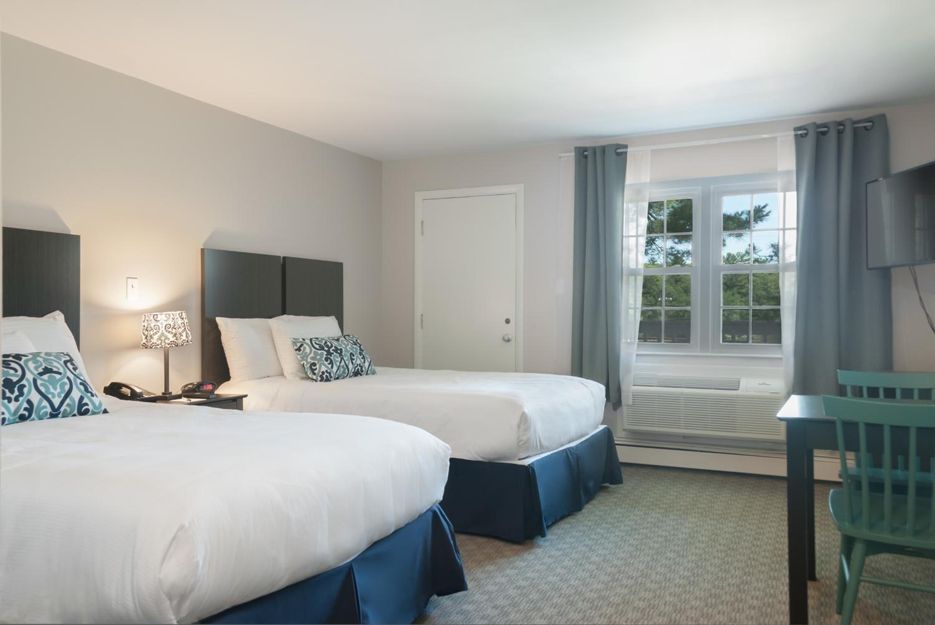 Kittery Inn Suites - Property Image 12
