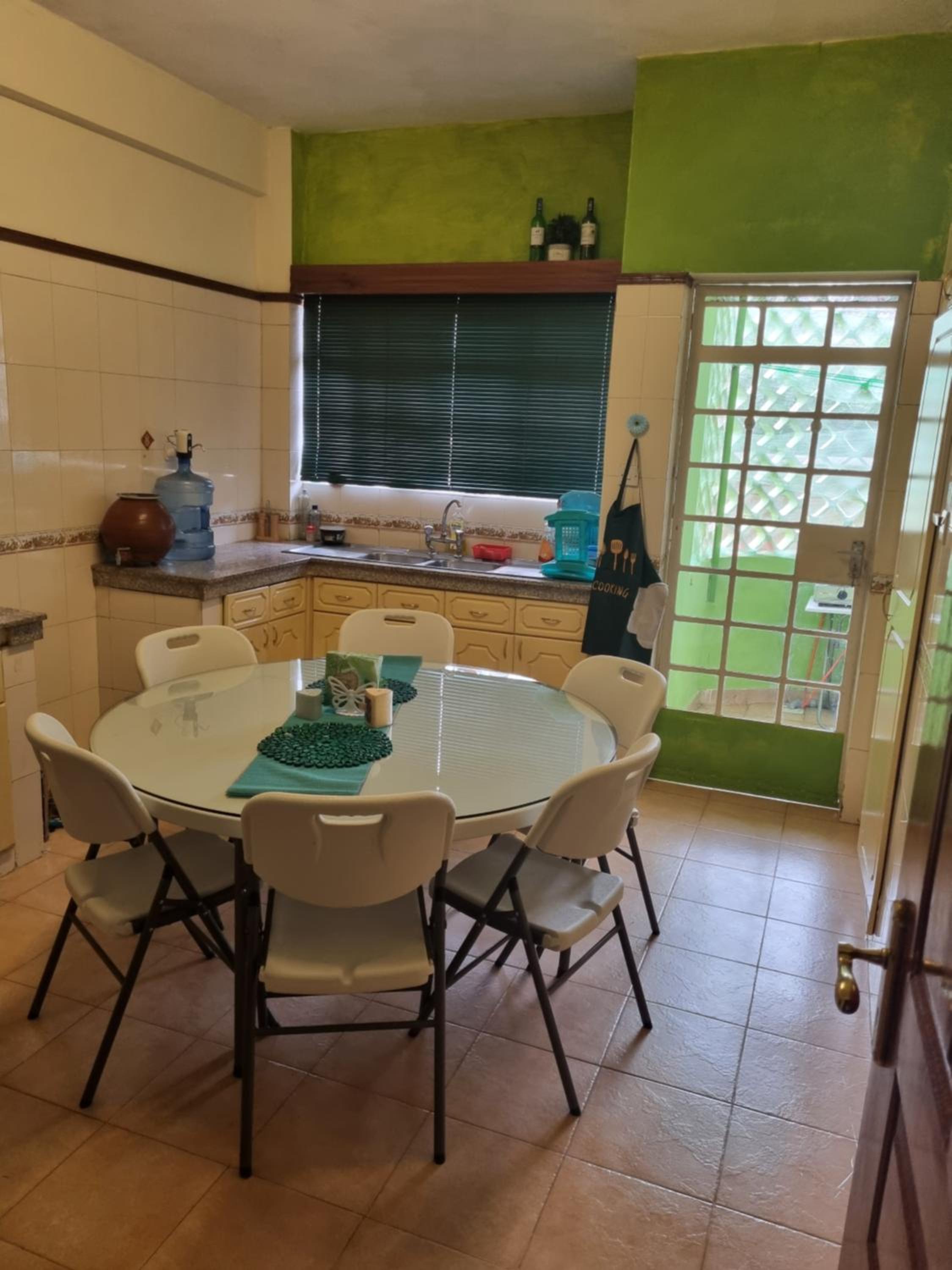 Westlands Westgate Mall Shared Apartment