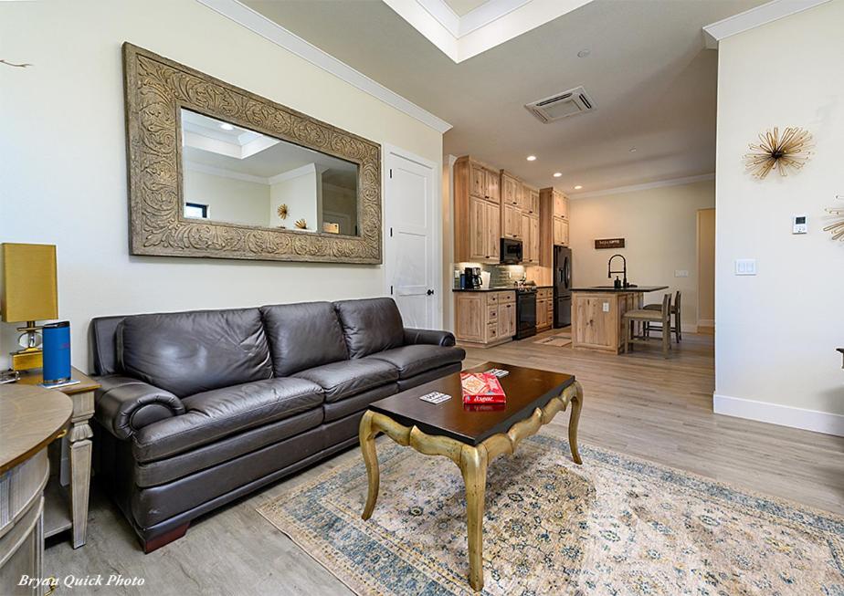 Three Bedroom River Access view 2
