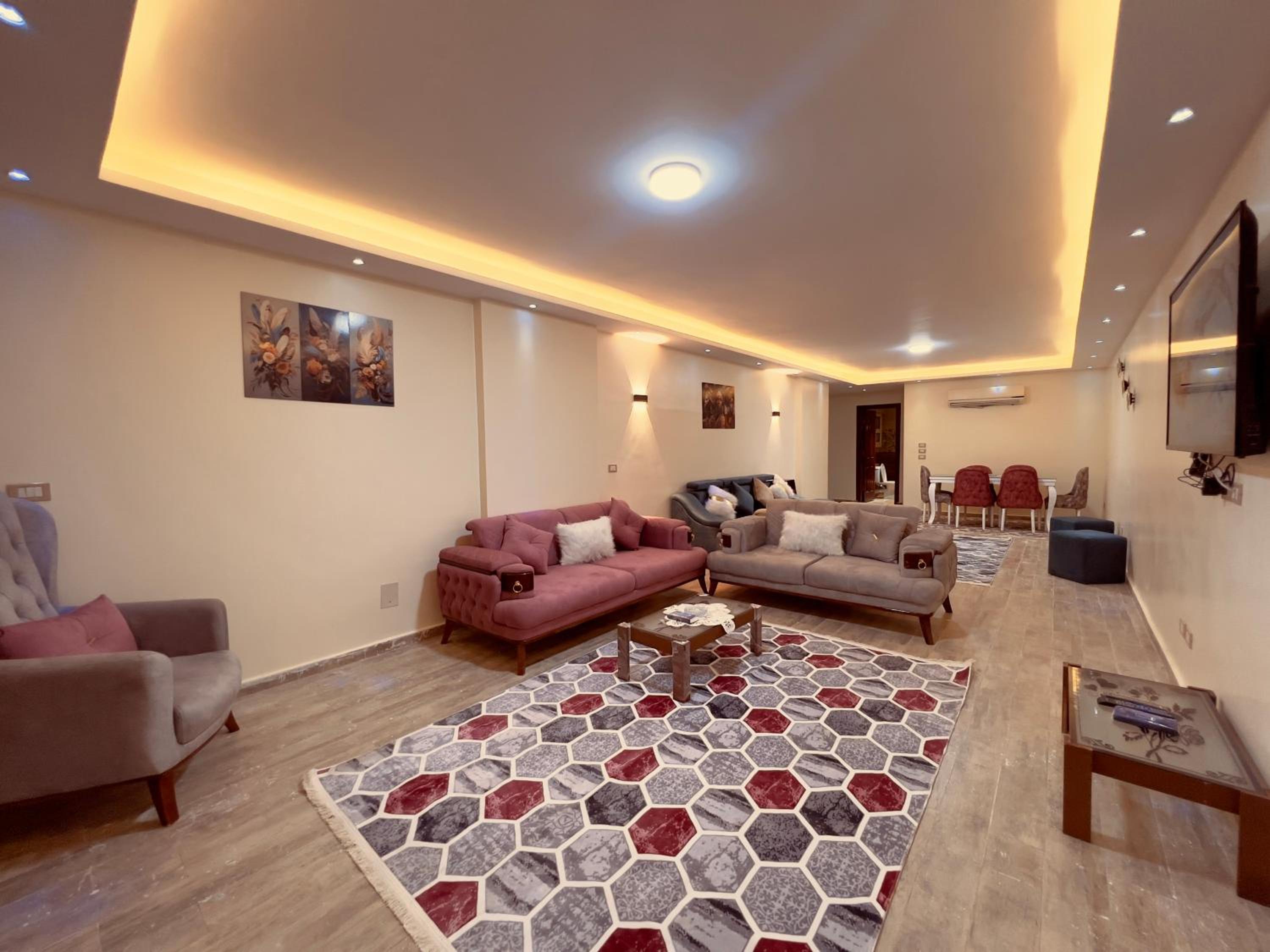 Full-service hotel apartment in an elegant location