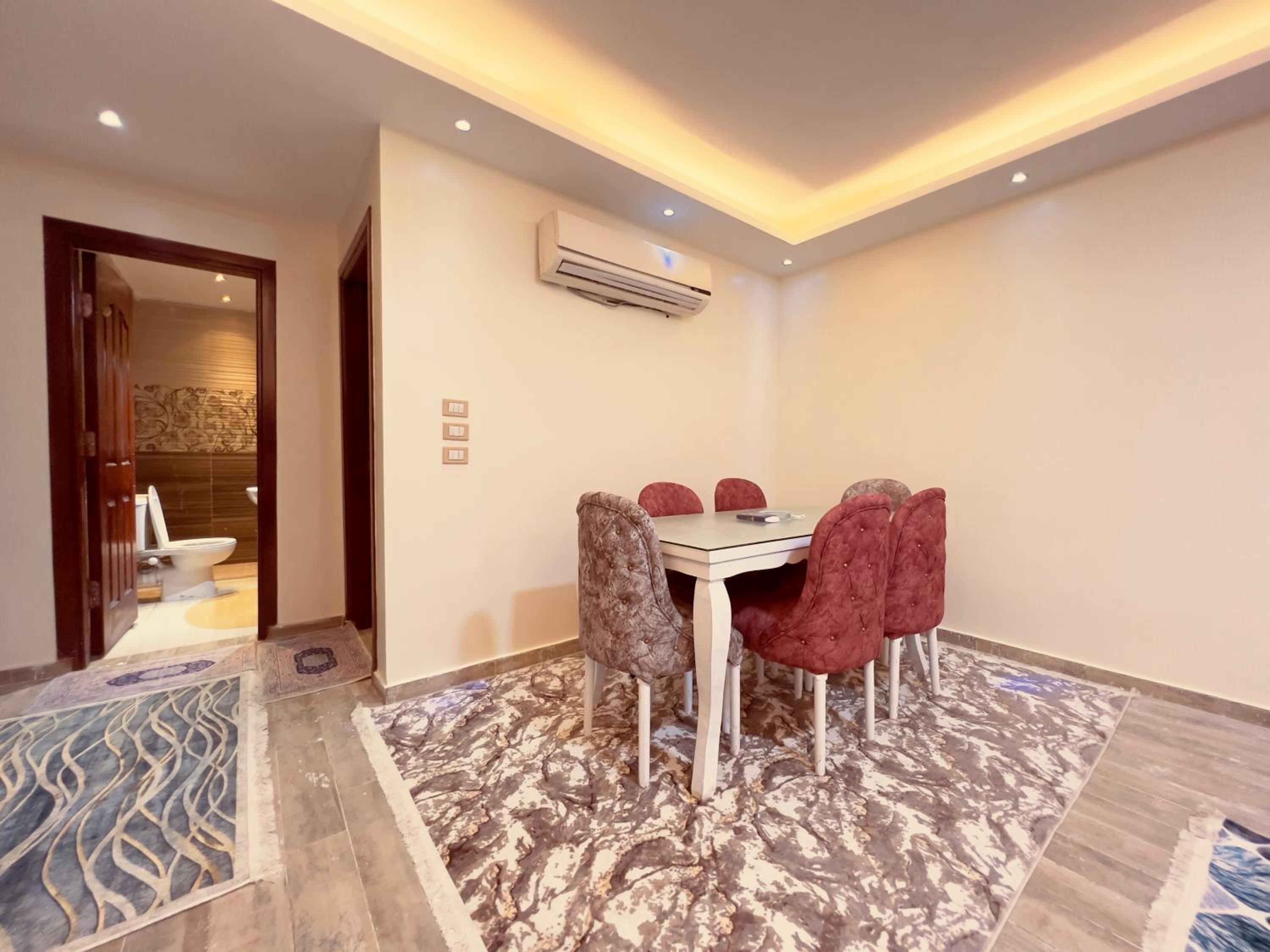 Full-service hotel apartment in an elegant location