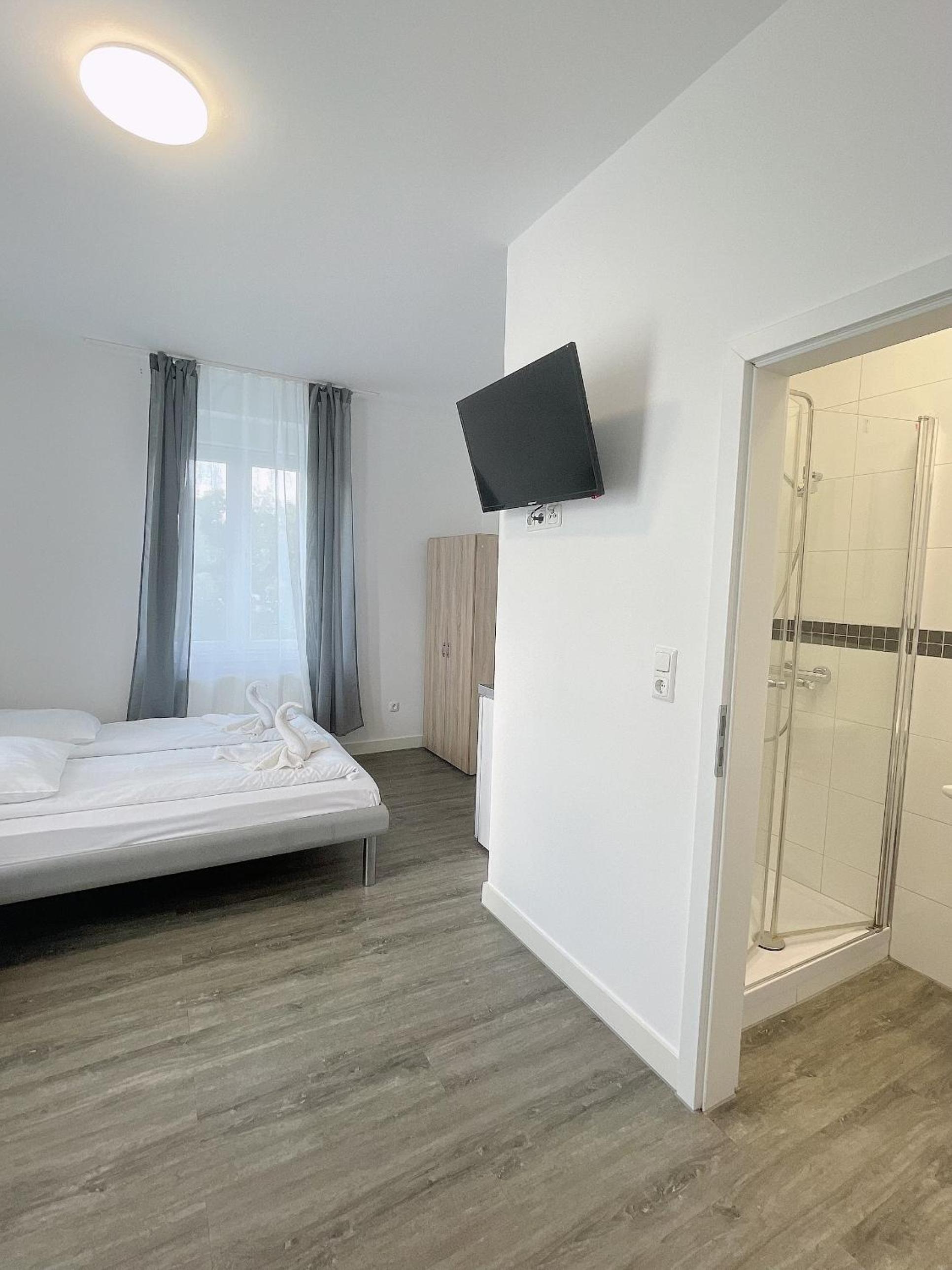 Comfortable Hostel in Wesseling