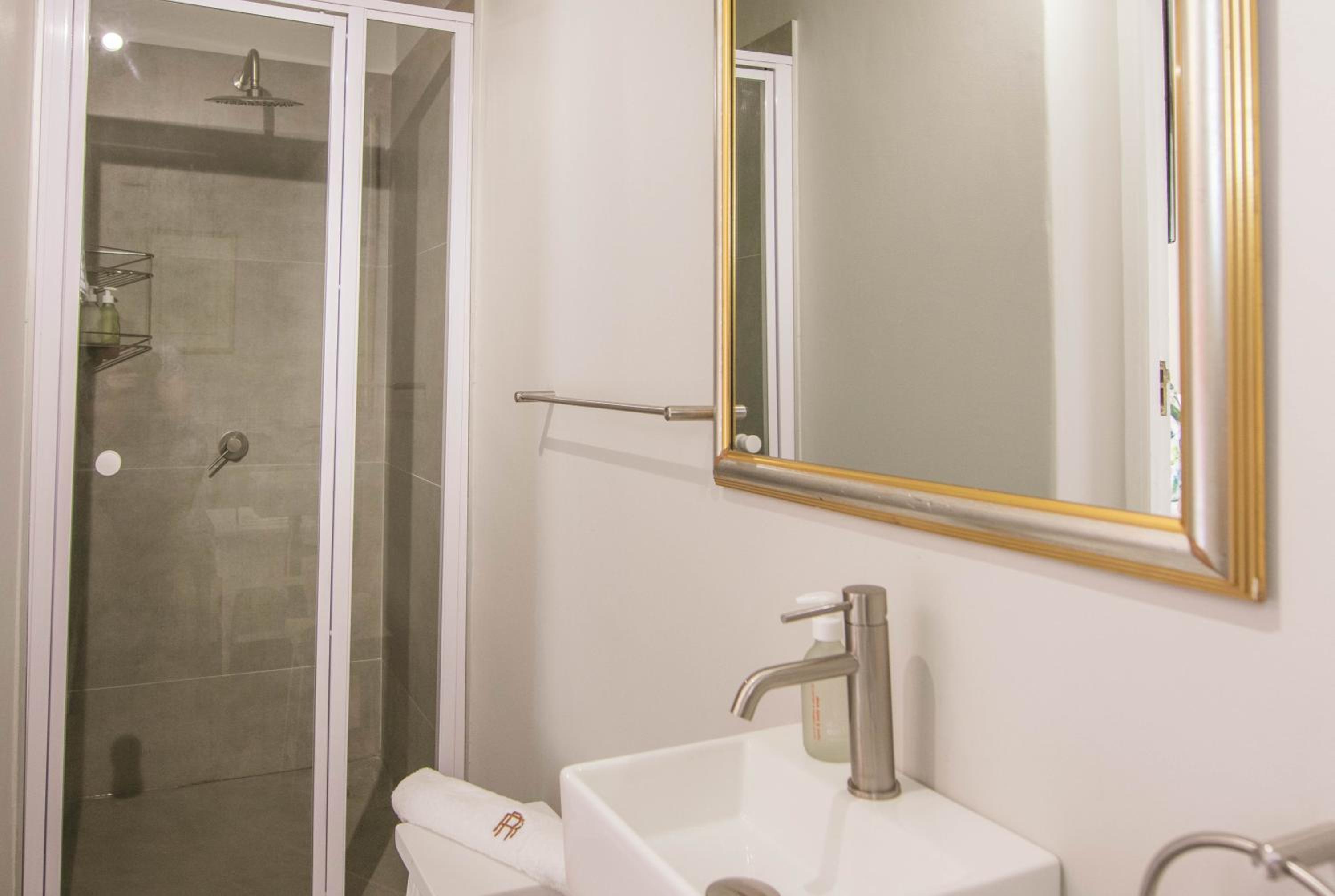 Rozenburg Guest House