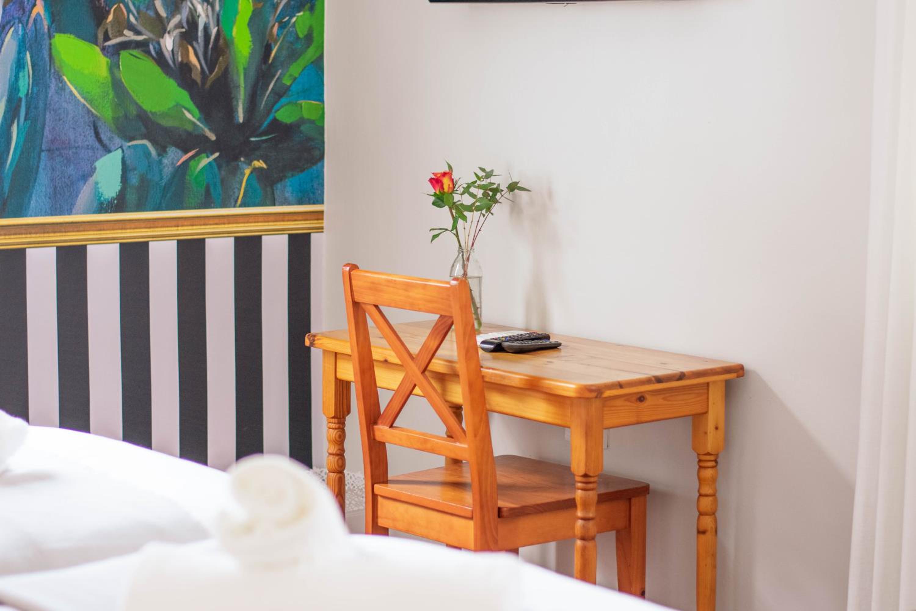 Rozenburg Guest House