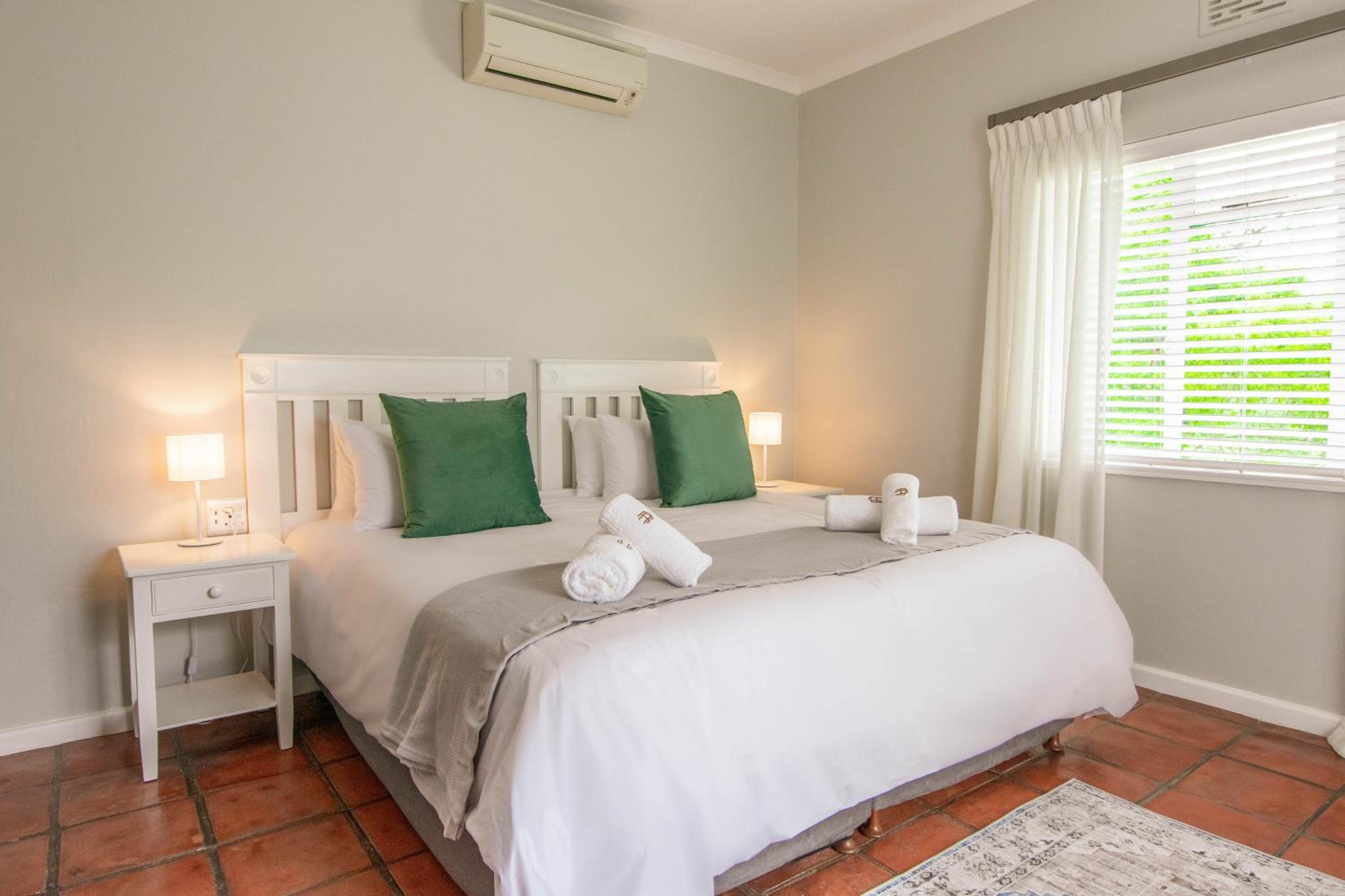 Rozenburg Guest House