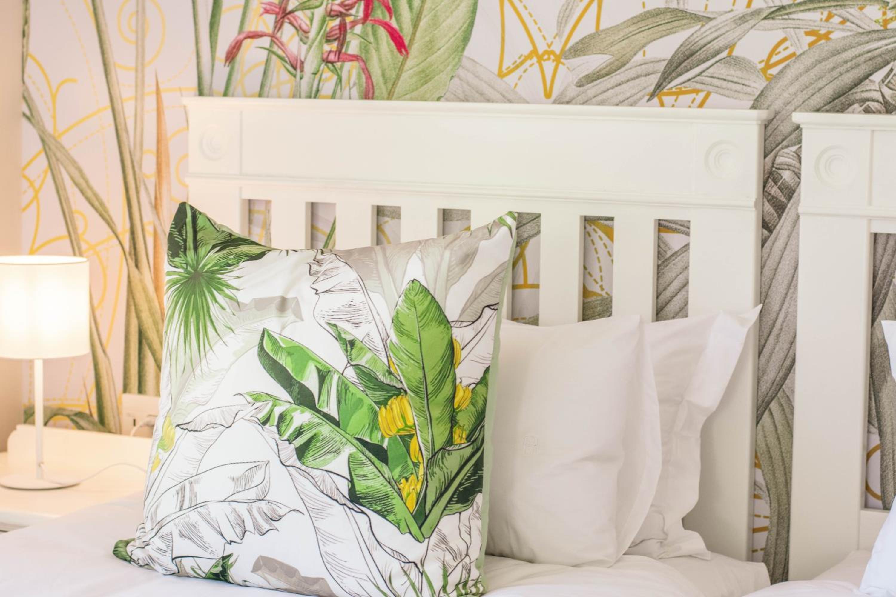 Rozenburg Guest House