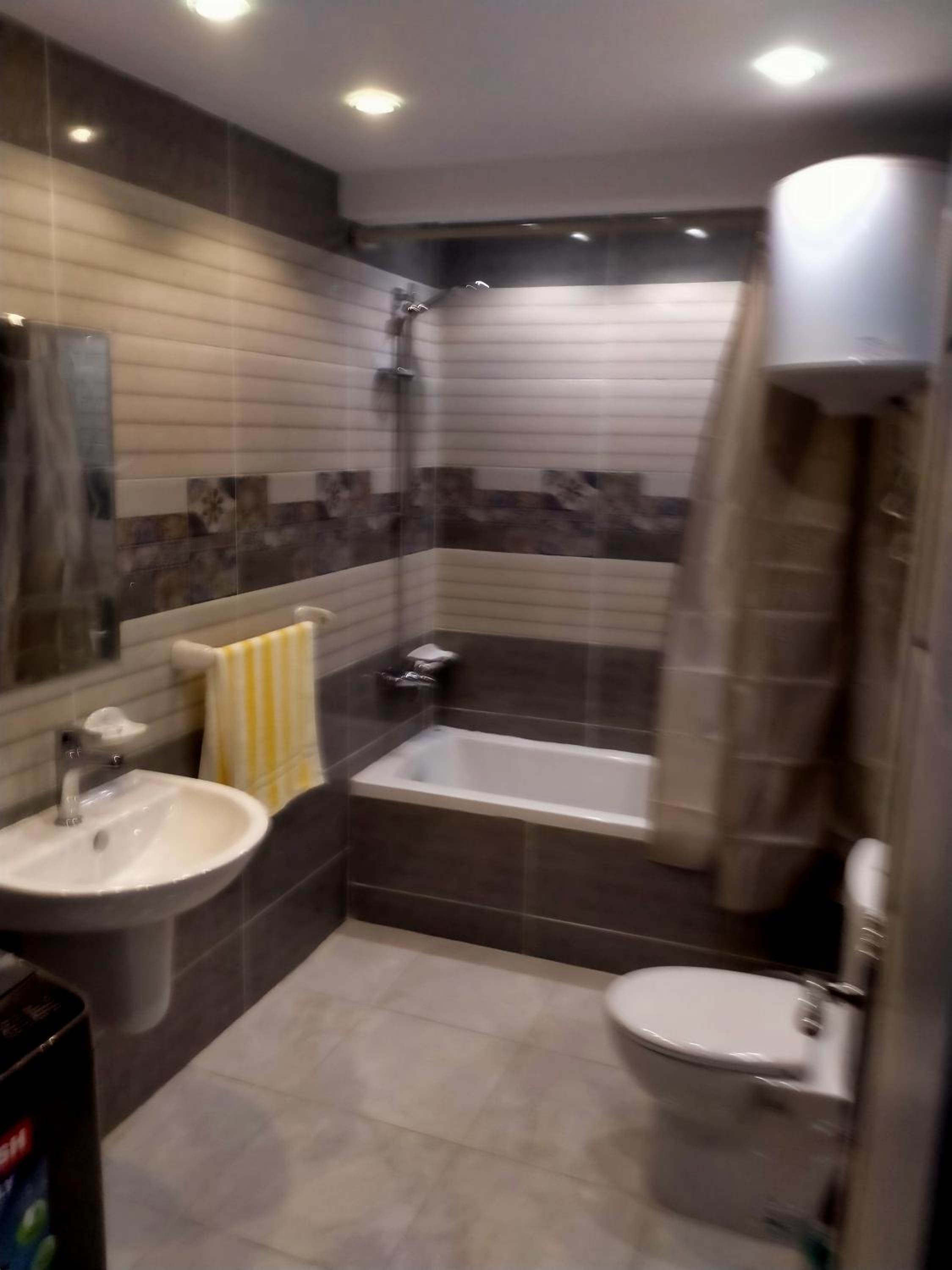 Zahrat Al Bahr El Azam Apartments