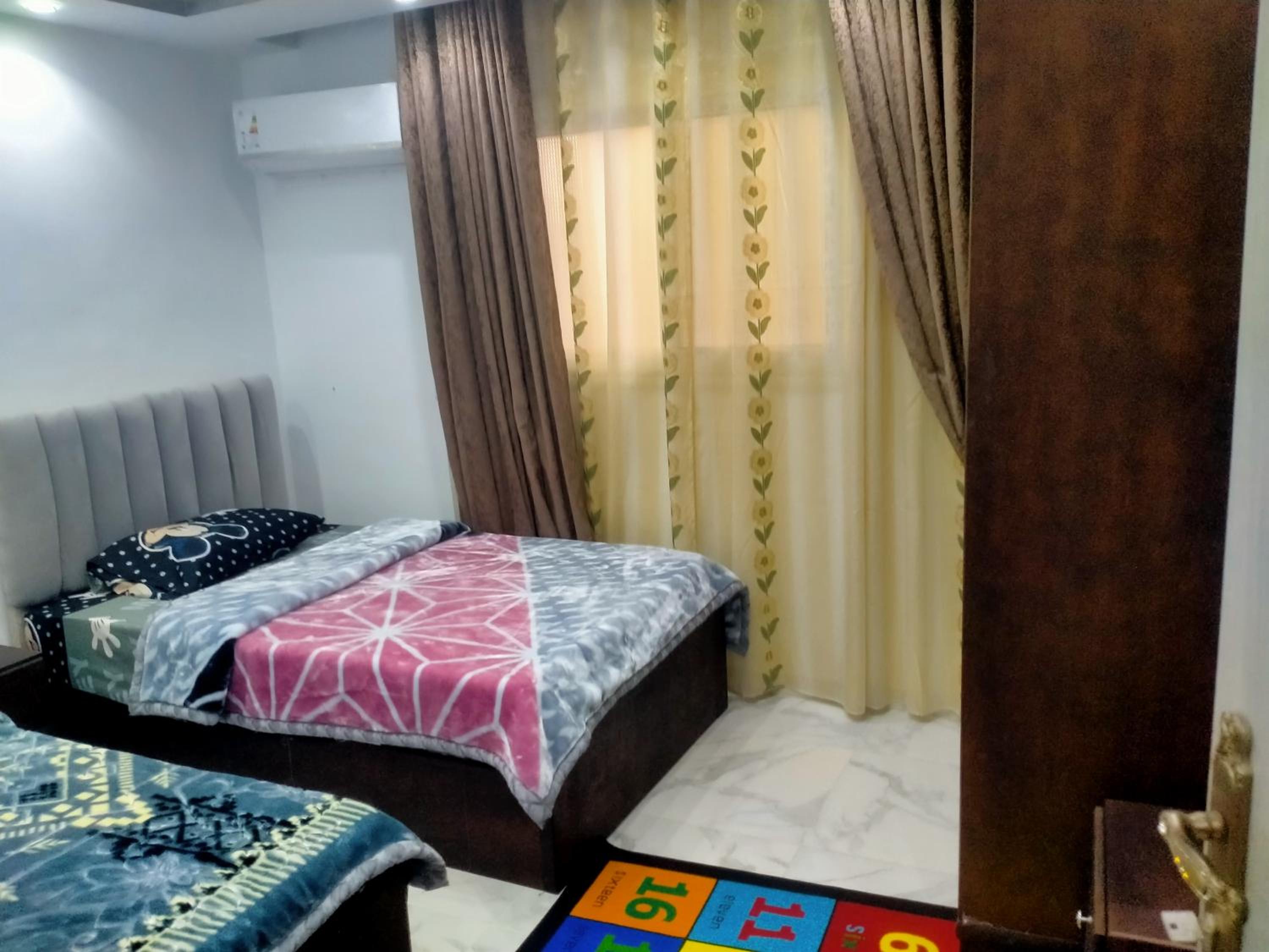 Zahrat Al Bahr El Azam Apartments