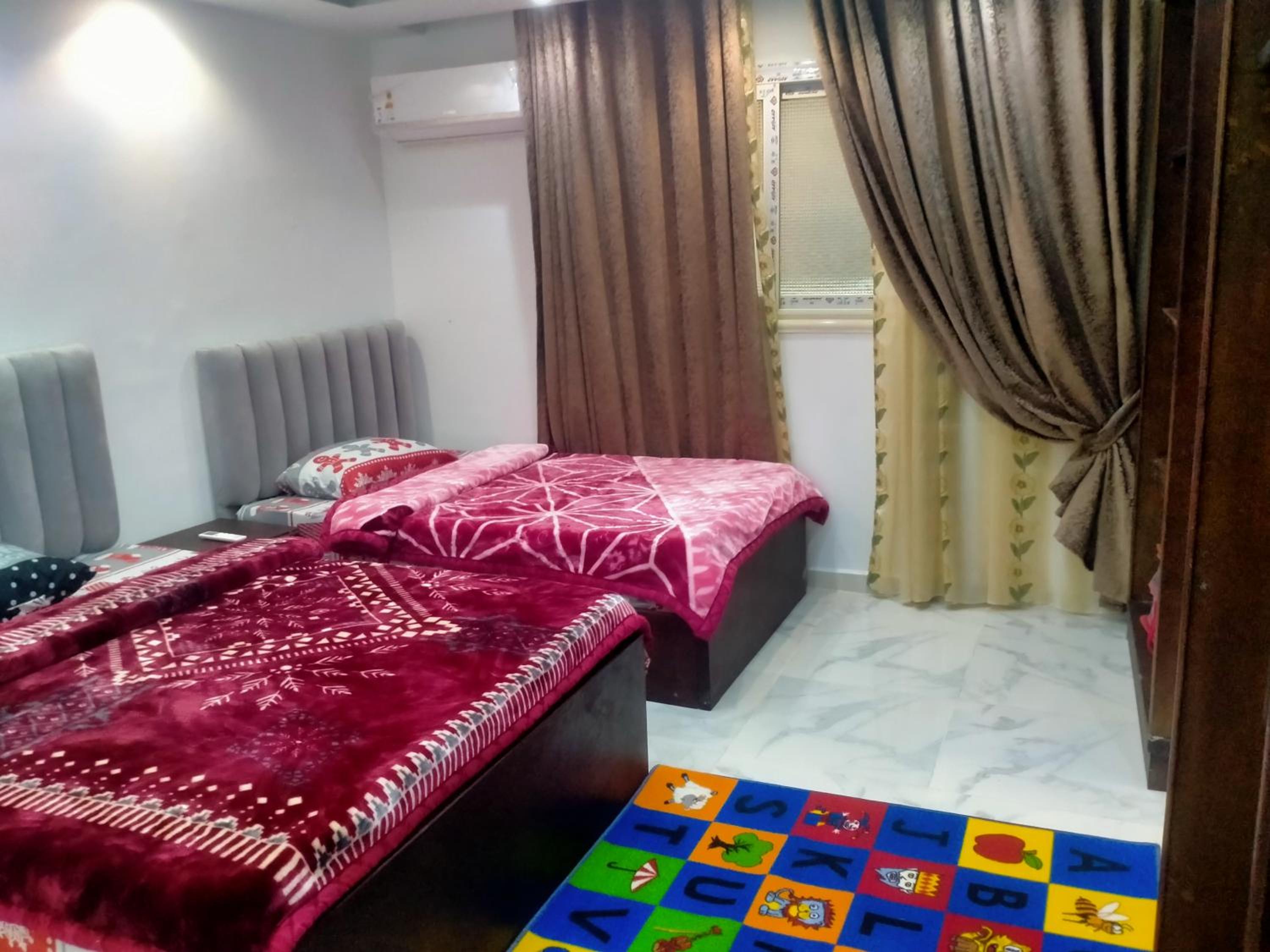 Zahrat Al Bahr El Azam Apartments