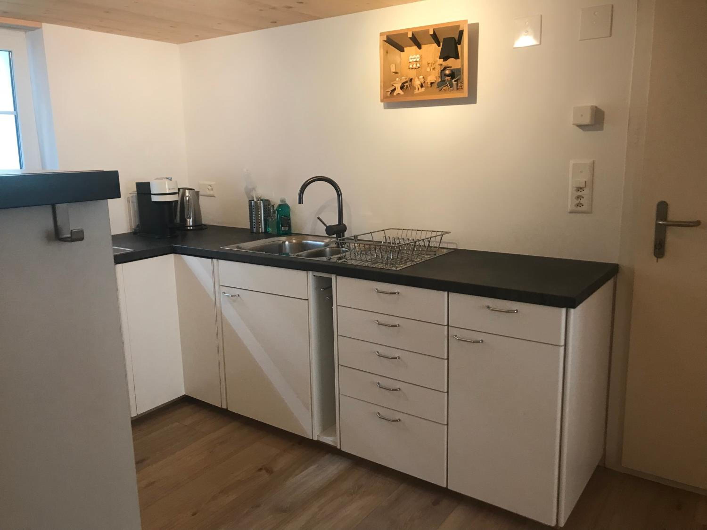 Bijou 2 hübsche 1 Zimmer Wohnung
