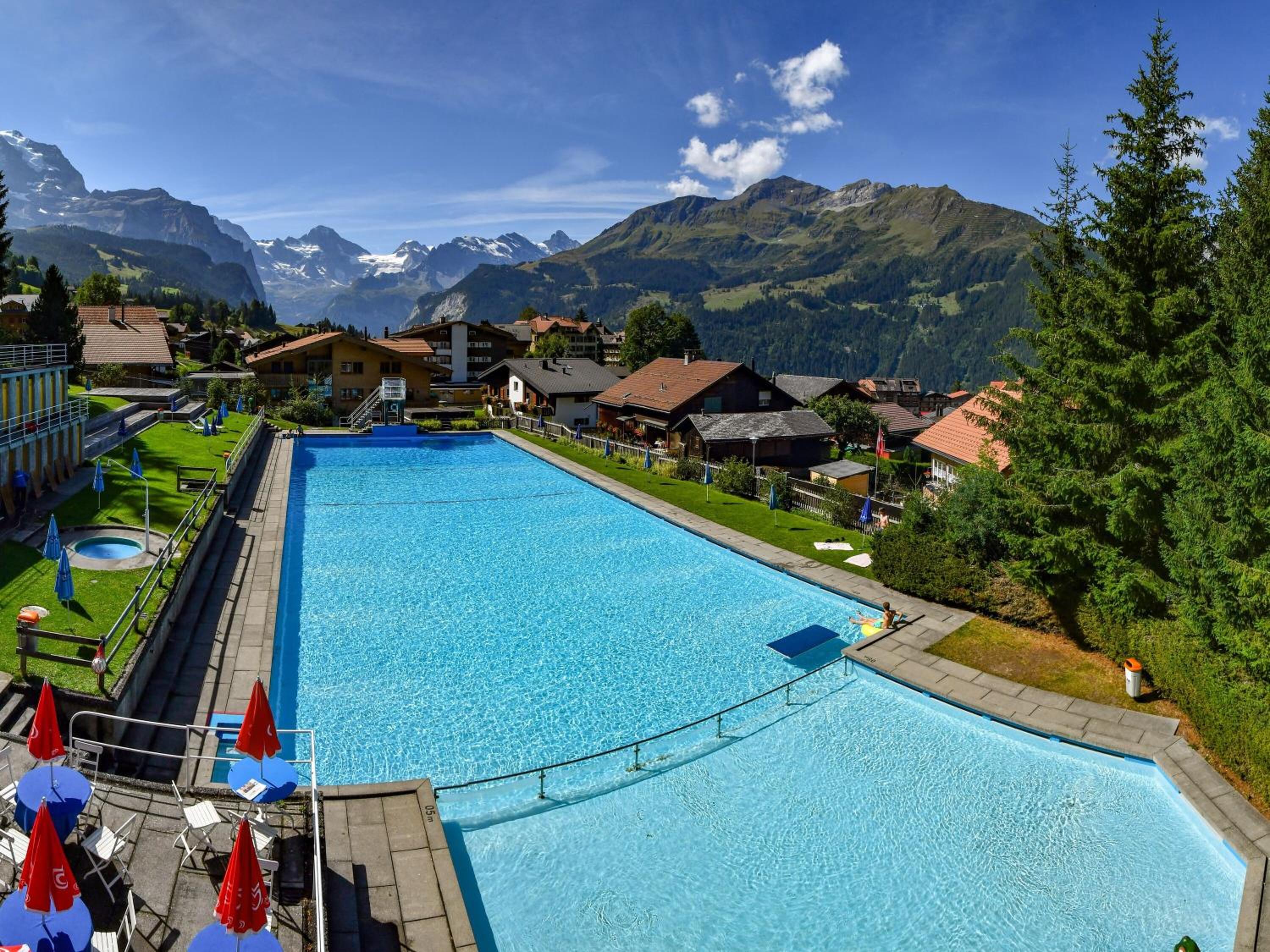 Bed & Breakfast in car-free Wengen - Hop in Nest BnB